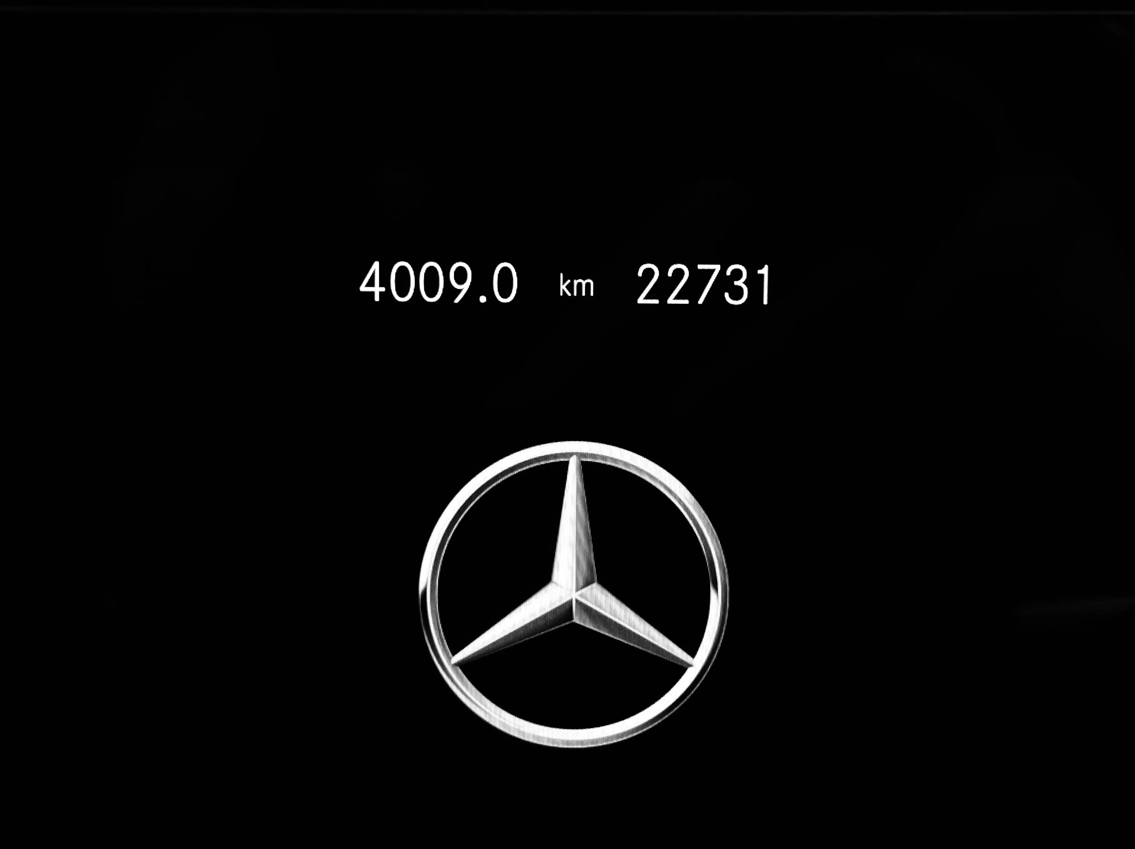 Mercedes-Benz E-Class 2022 г. 22701 км. — фото 8