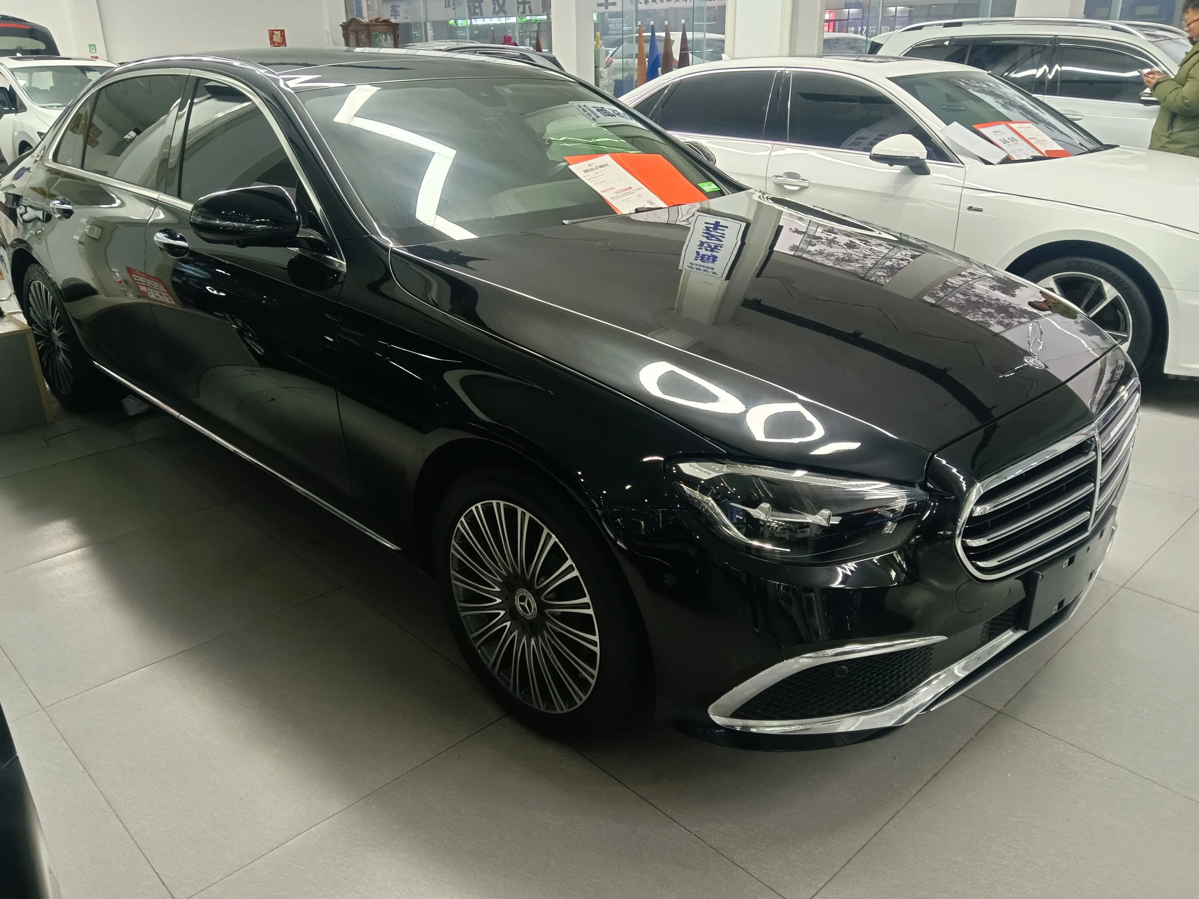 Mercedes-Benz E-Class 2022 г. 71102 км. — фото 3