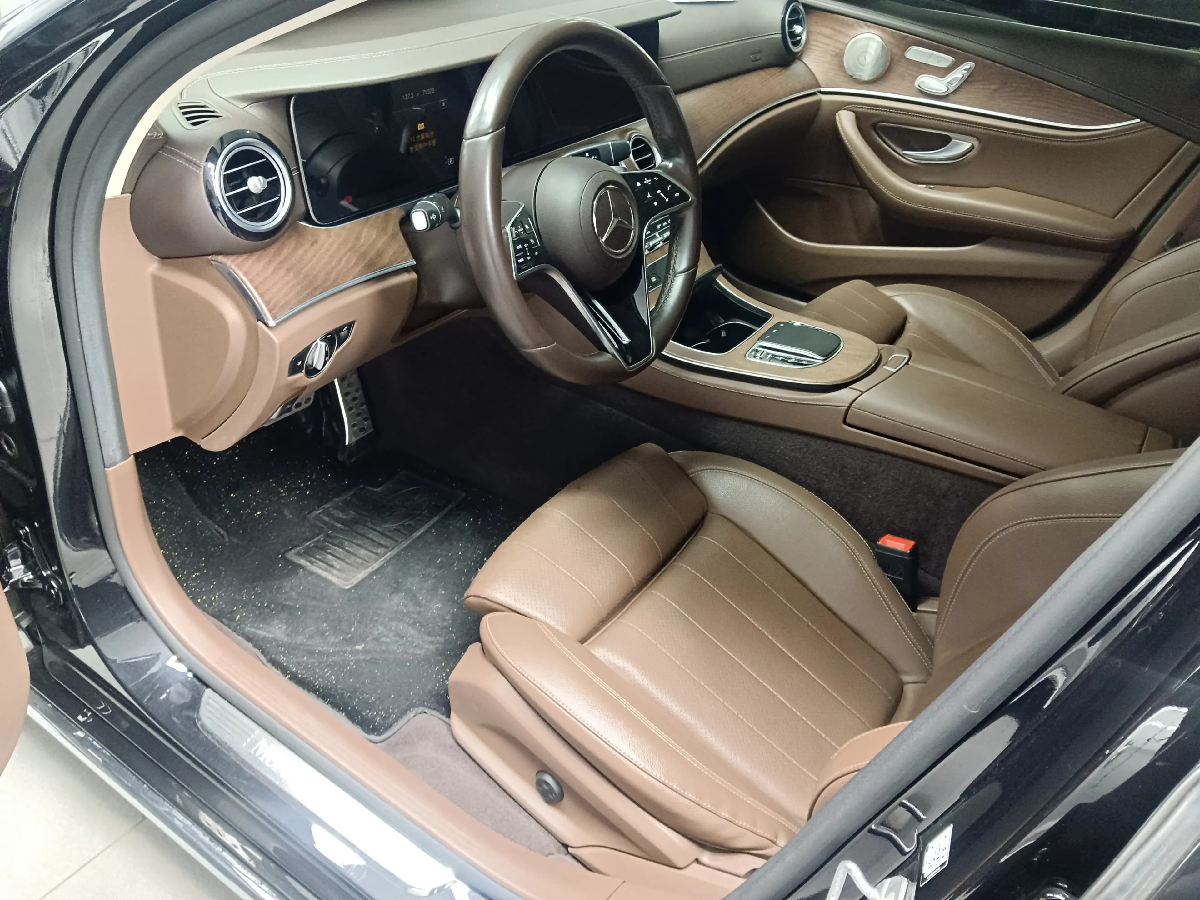 Mercedes-Benz E-Class 2022 г. 71102 км. — фото 10