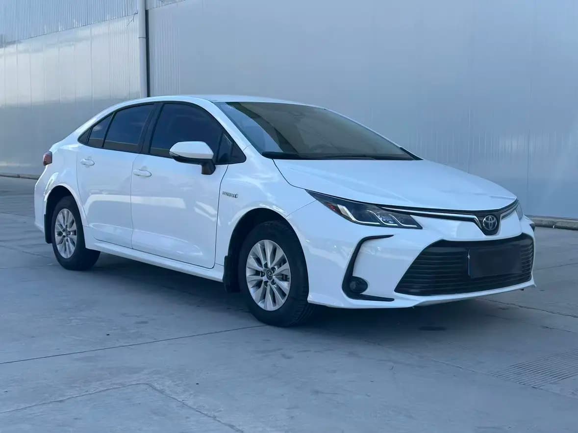 Toyota Corolla 2022 г. 70140 км. — фото 3