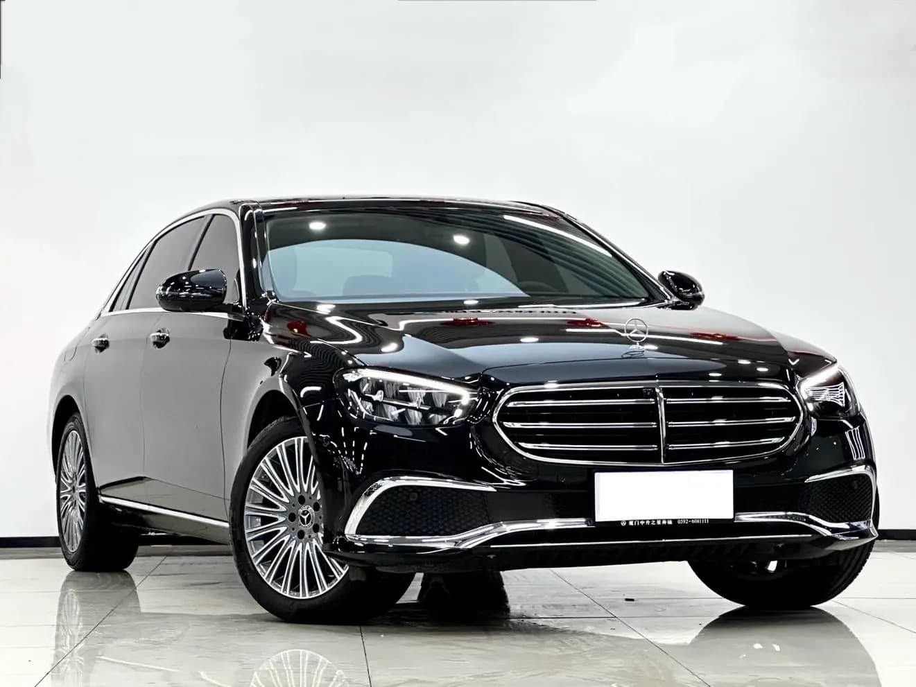Mercedes-Benz E-Class 2022 г. 30103 км. — фото 3