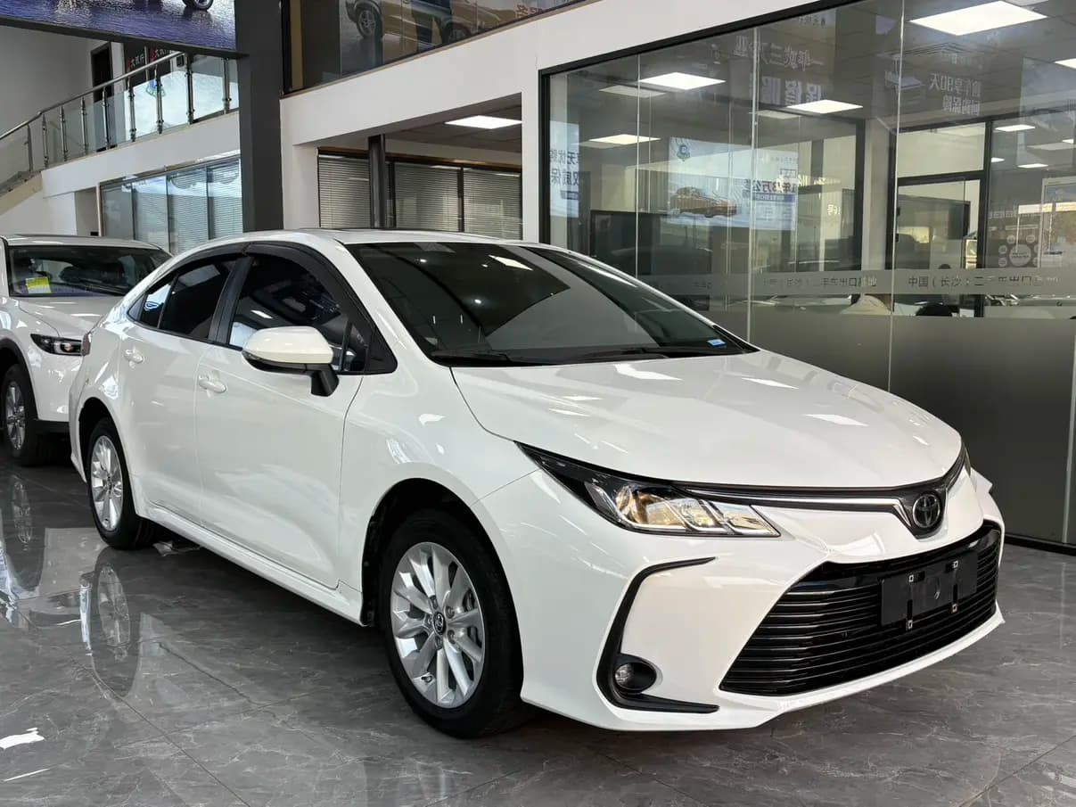 Toyota Corolla 2021 г. 46141 км. — фото 3
