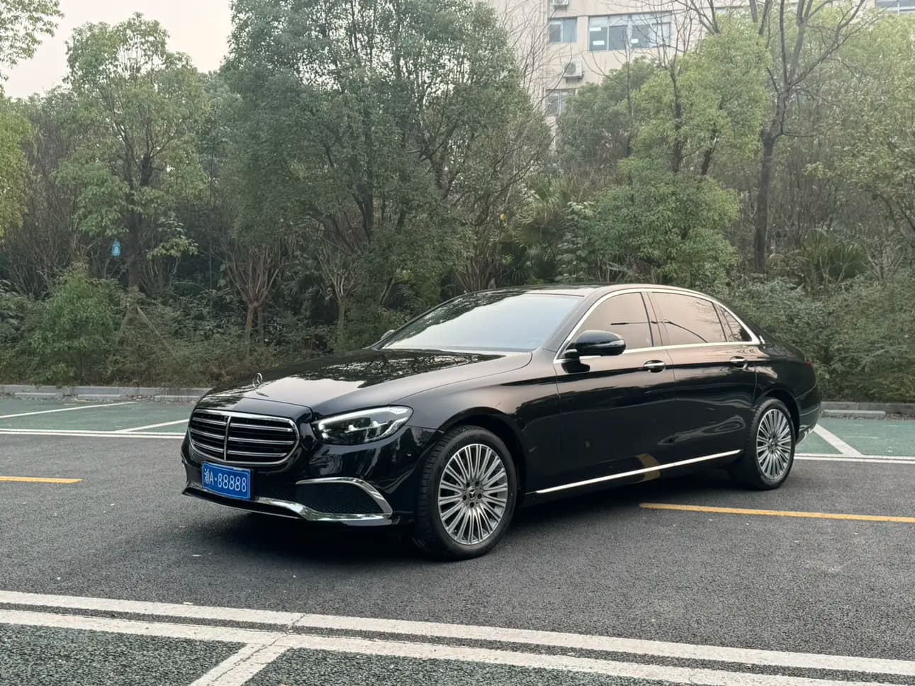 Mercedes-Benz E-Class 2021 г. 53042 км.
