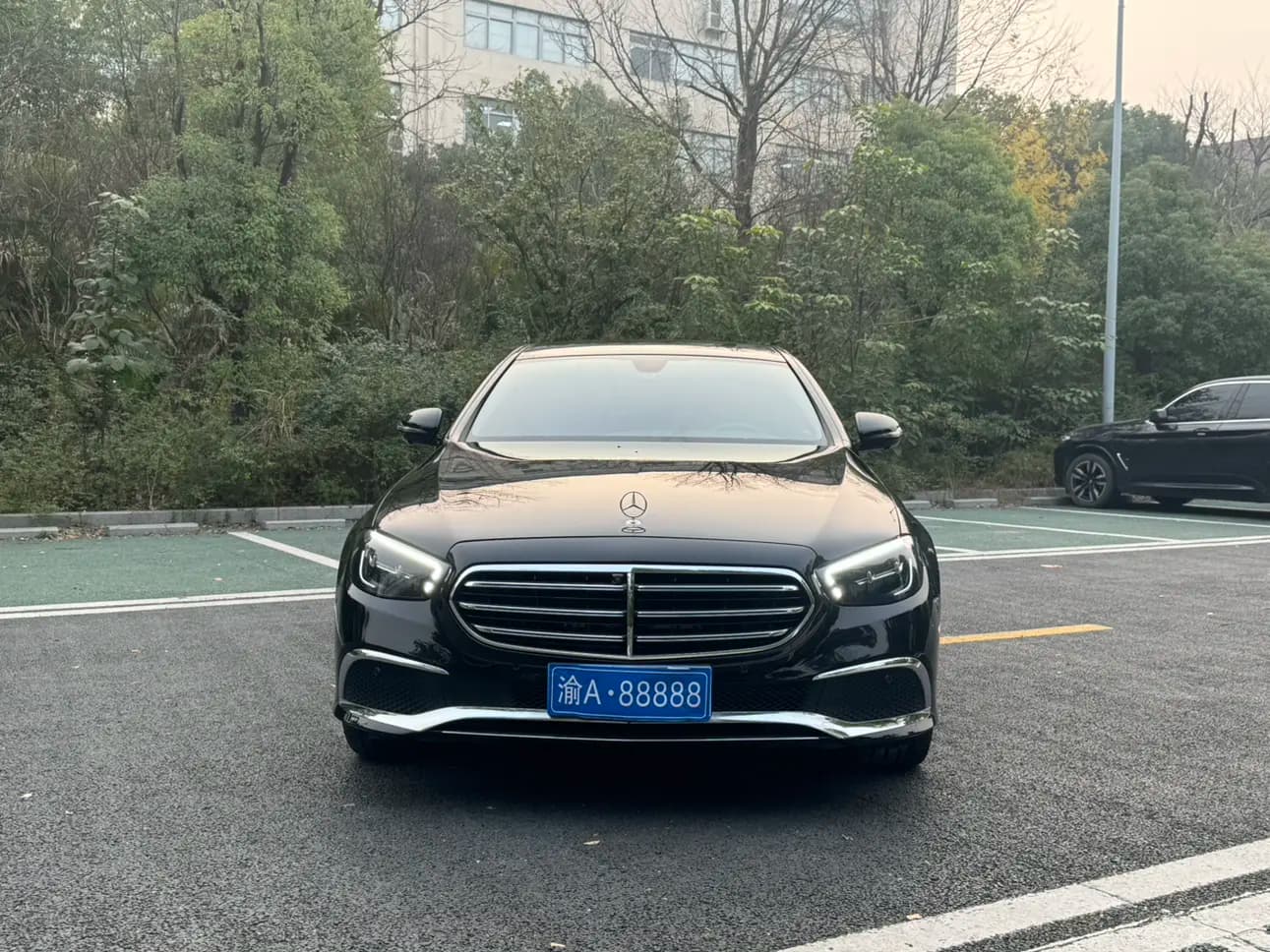 Mercedes-Benz E-Class 2021 г. 53042 км. — фото 2