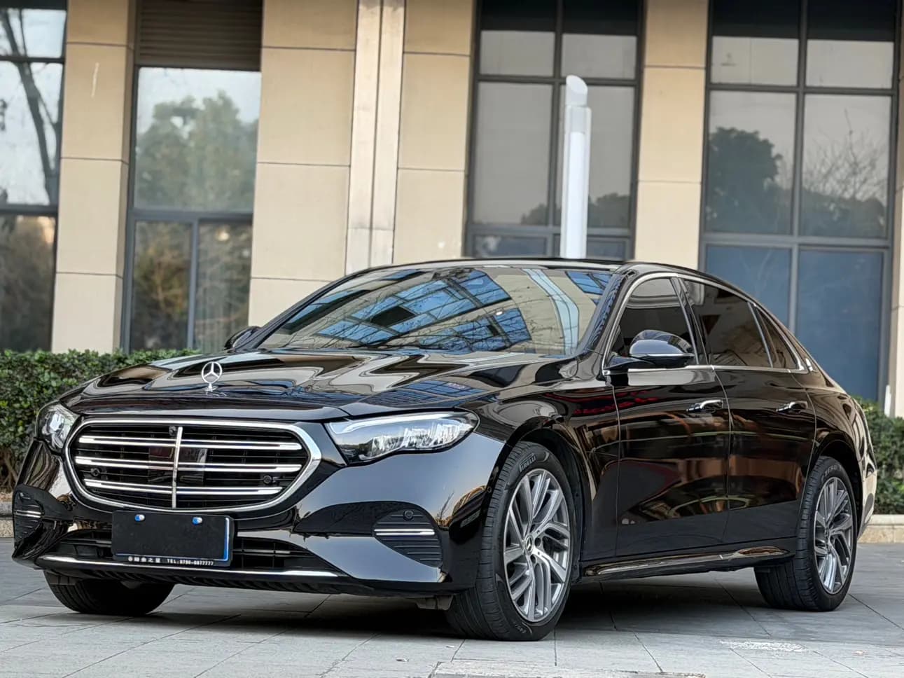 Mercedes-Benz E-Class 2024 г. 33587 км.