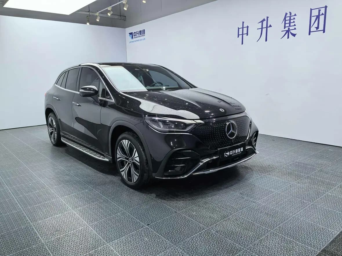 Mercedes-Benz EQE SUV 2024 г. 48230 км. — фото 3