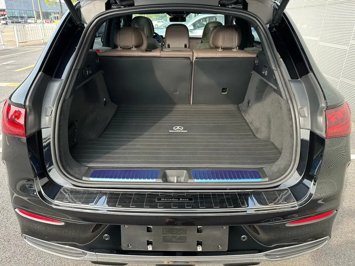 Mercedes-Benz EQE SUV 2024 г. 61132 км. — фото 25