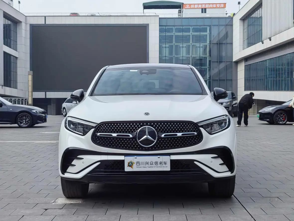 Mercedes-Benz GLC Coupe 2024 г. 33034 км. — фото 2