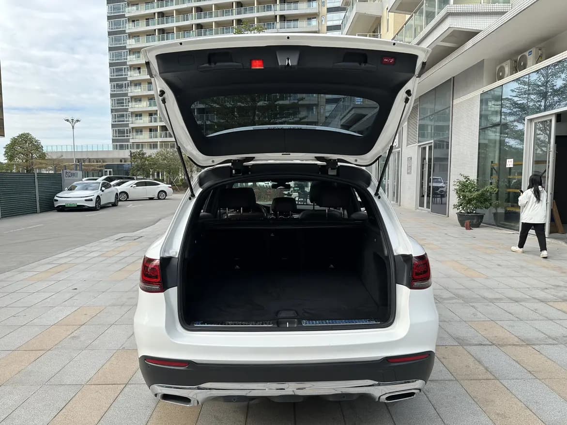 Mercedes-Benz GLC 2021 г. 71212 км. — фото 17