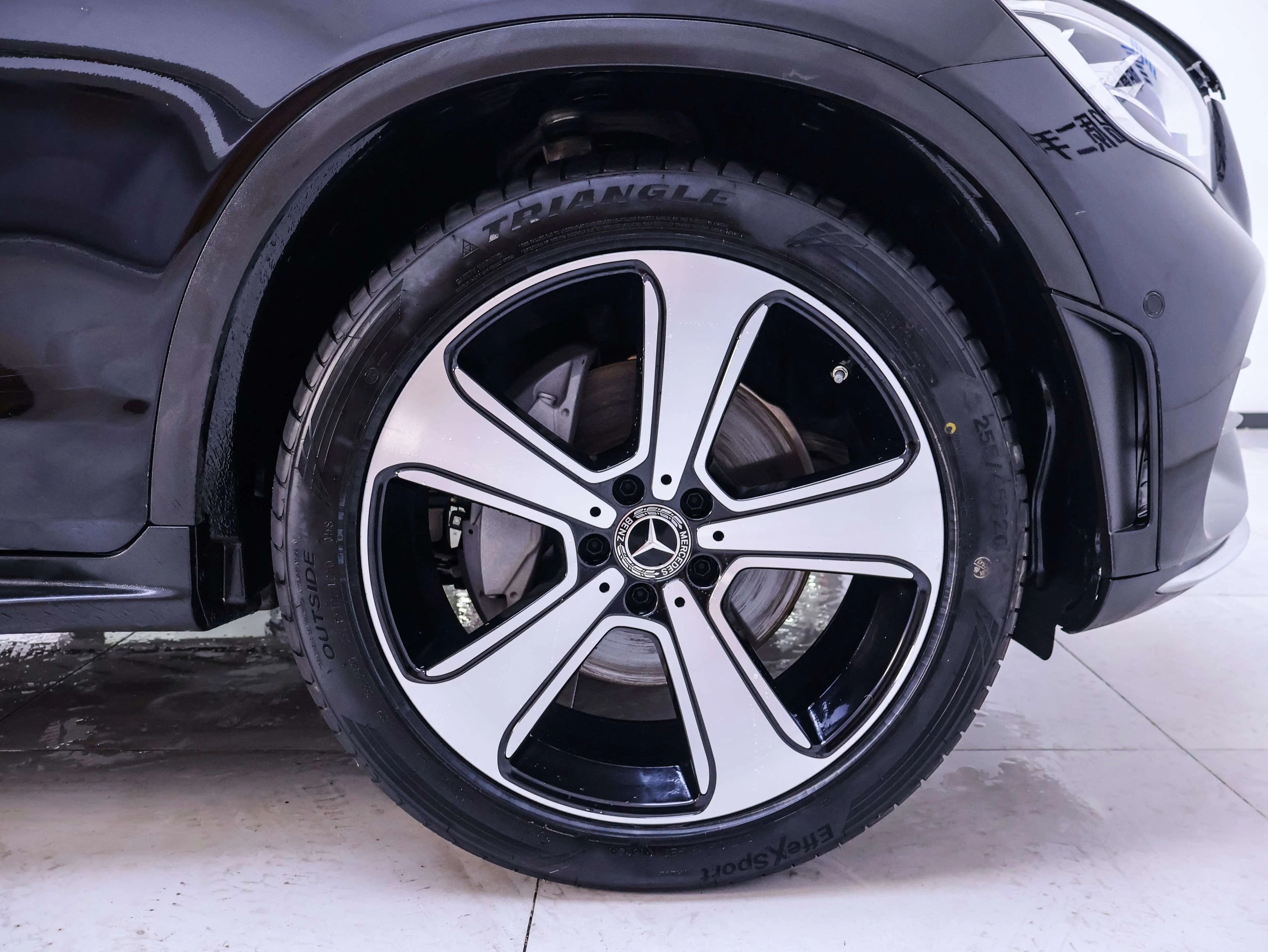 Mercedes-Benz GLC 2022 г. 45213 км. — фото 2