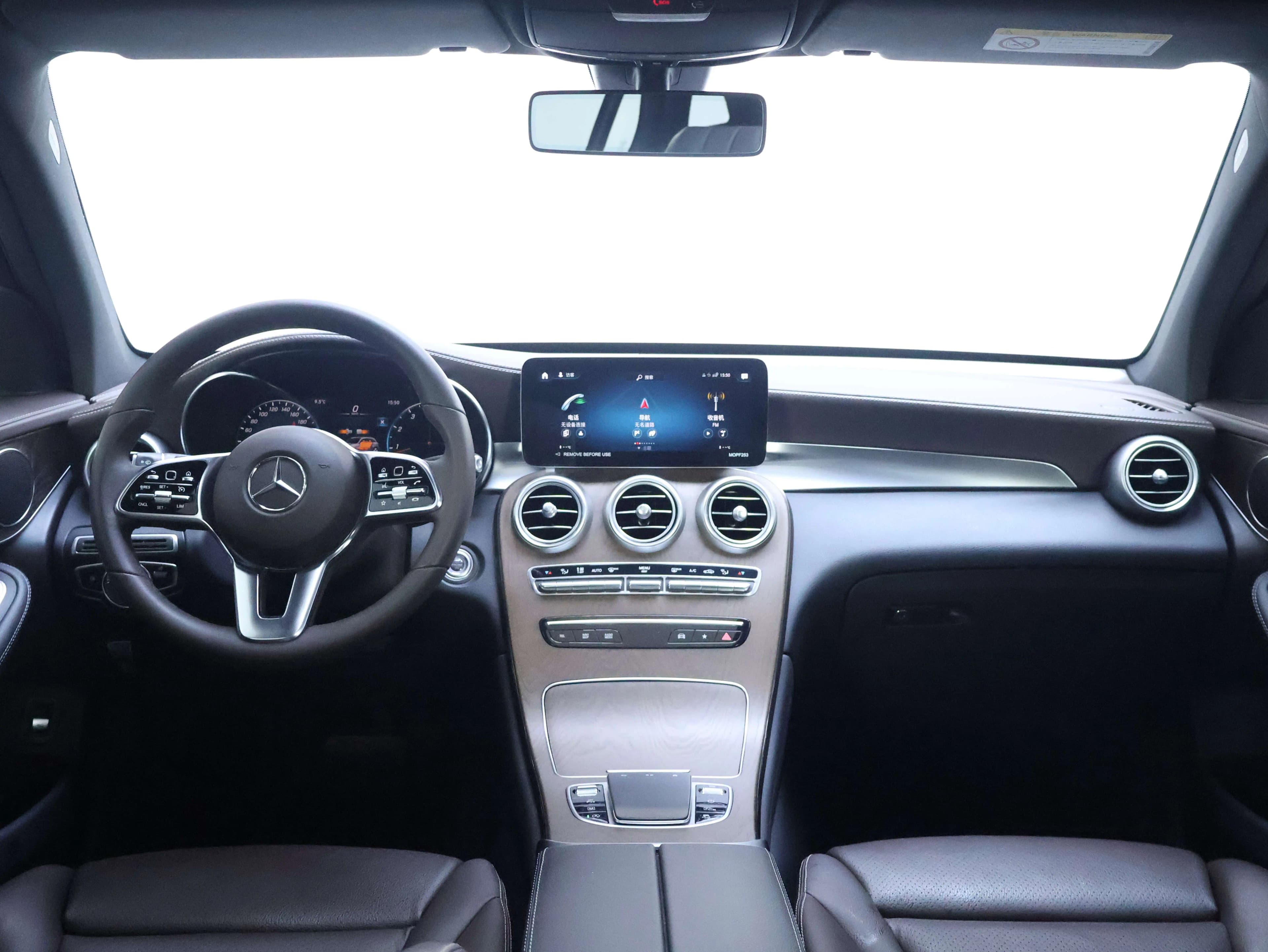 Mercedes-Benz GLC 2022 г. 45213 км. — фото 15