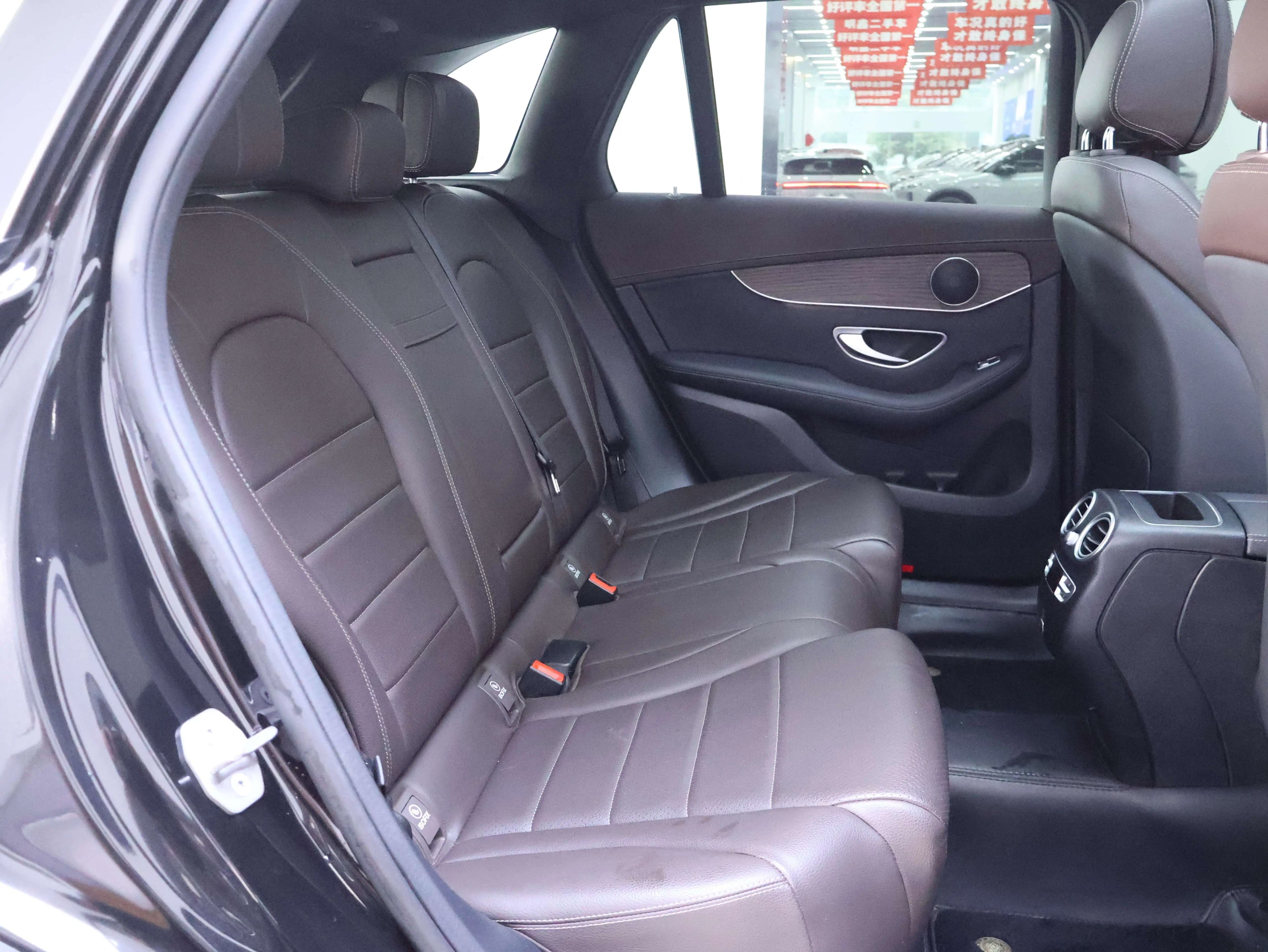Mercedes-Benz GLC 2022 г. 45213 км. — фото 21