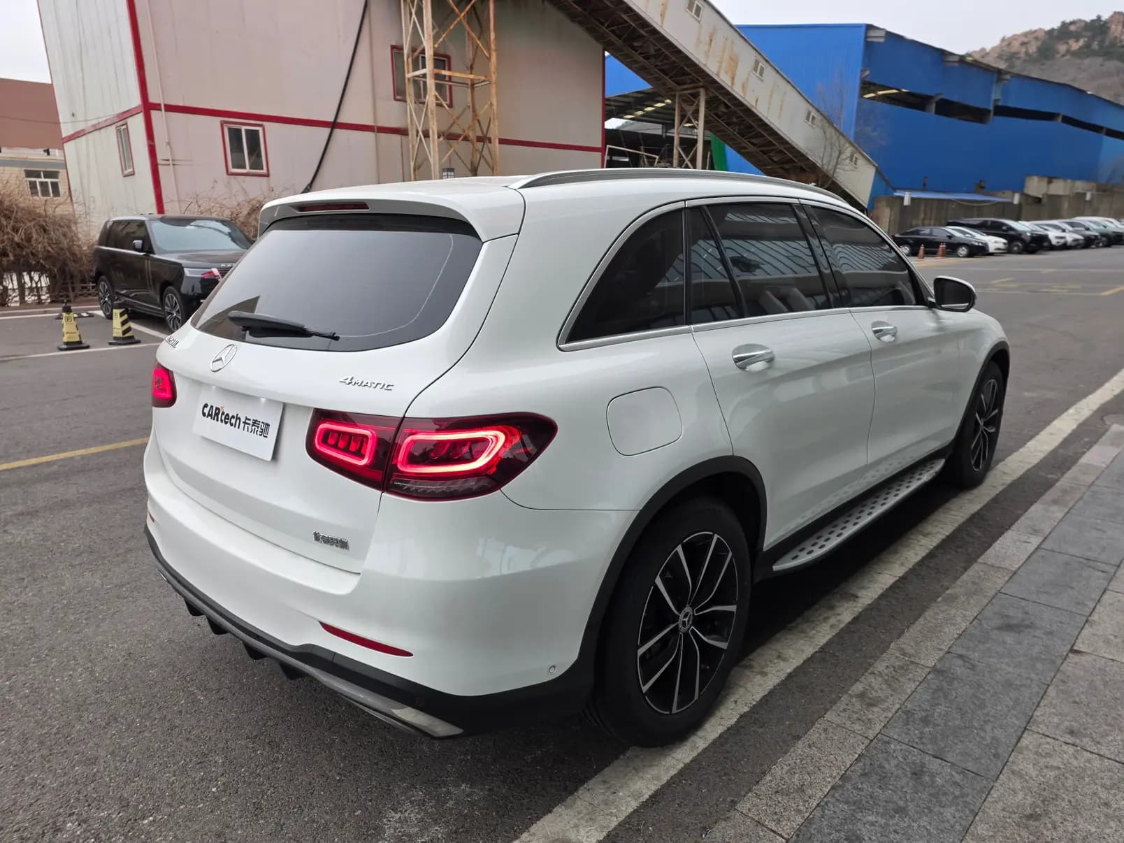 Mercedes-Benz GLC 2023 г. 42014 км. — фото 4