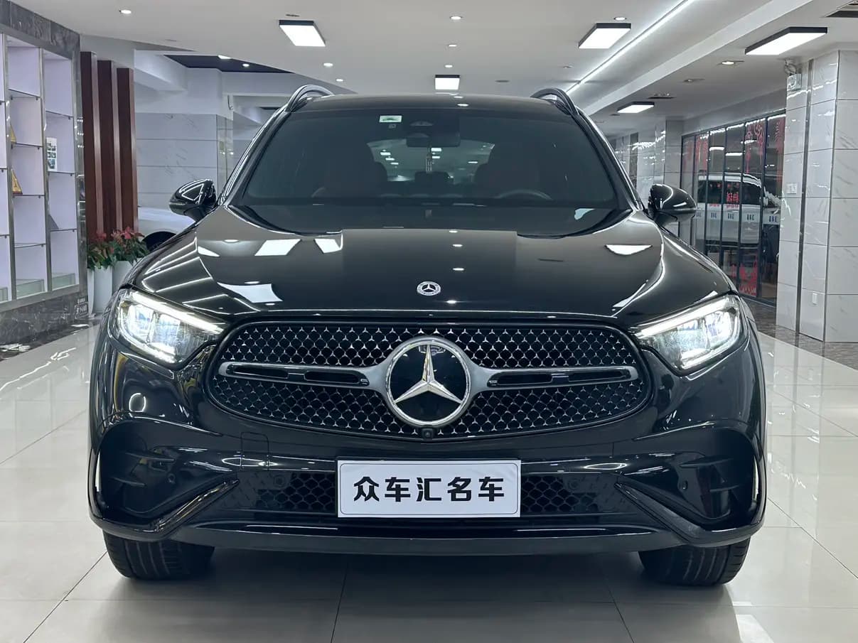 Mercedes-Benz GLC 2023 г. 58033 км. — фото 2