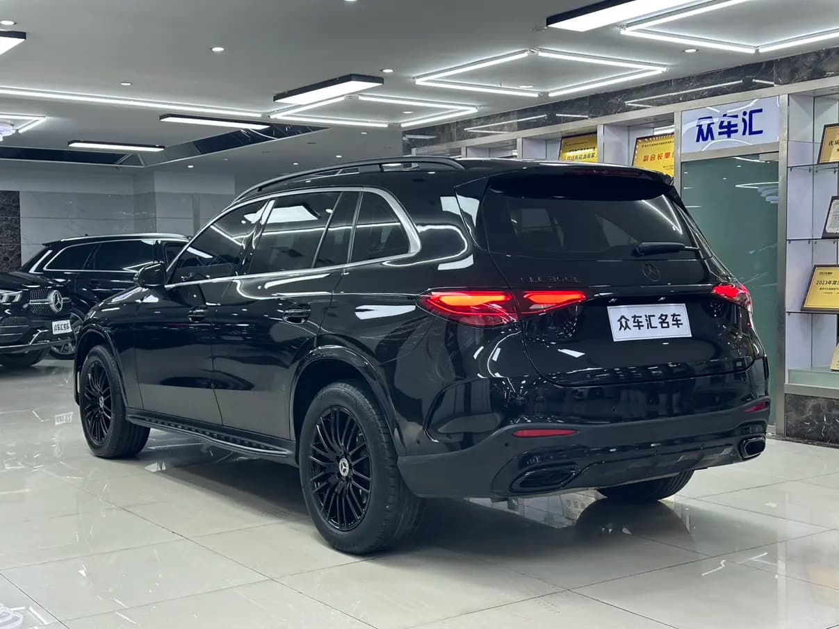 Mercedes-Benz GLC 2023 г. 58033 км. — фото 4