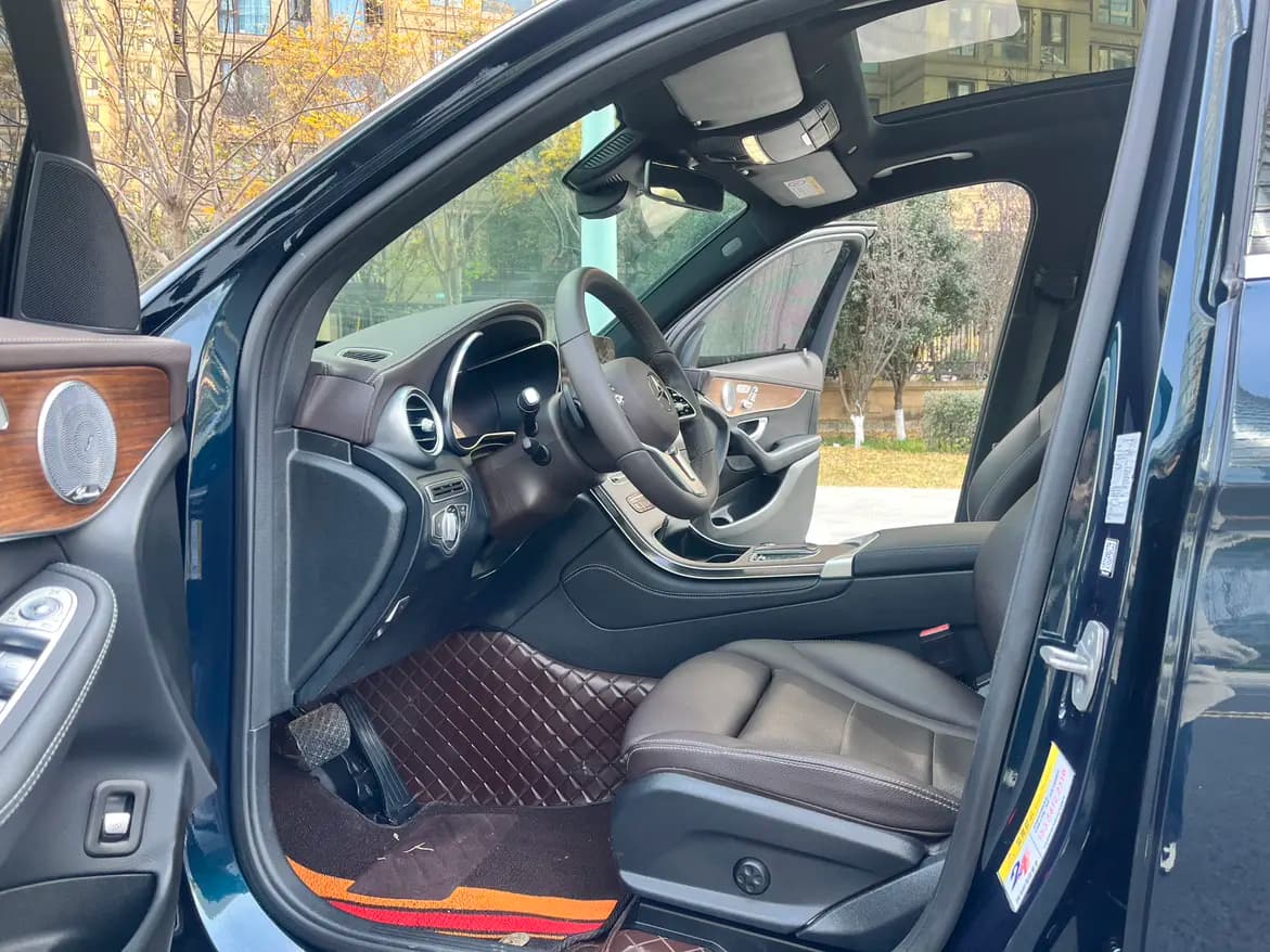 Mercedes-Benz GLC 2021 г. 30015 км. — фото 12