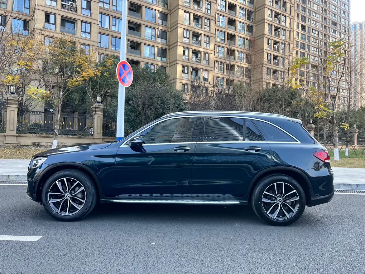 Mercedes-Benz GLC 2021 г. 30015 км. — фото 4