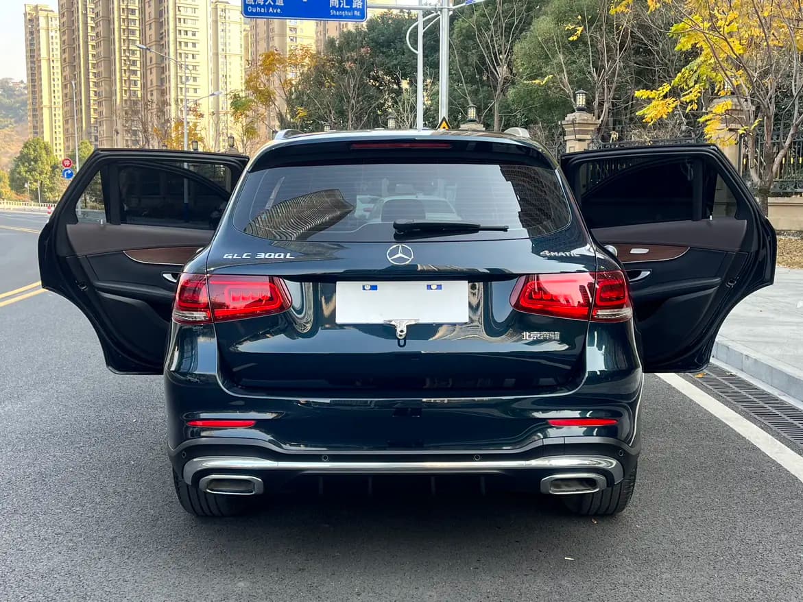 Mercedes-Benz GLC 2021 г. 30015 км. — фото 5