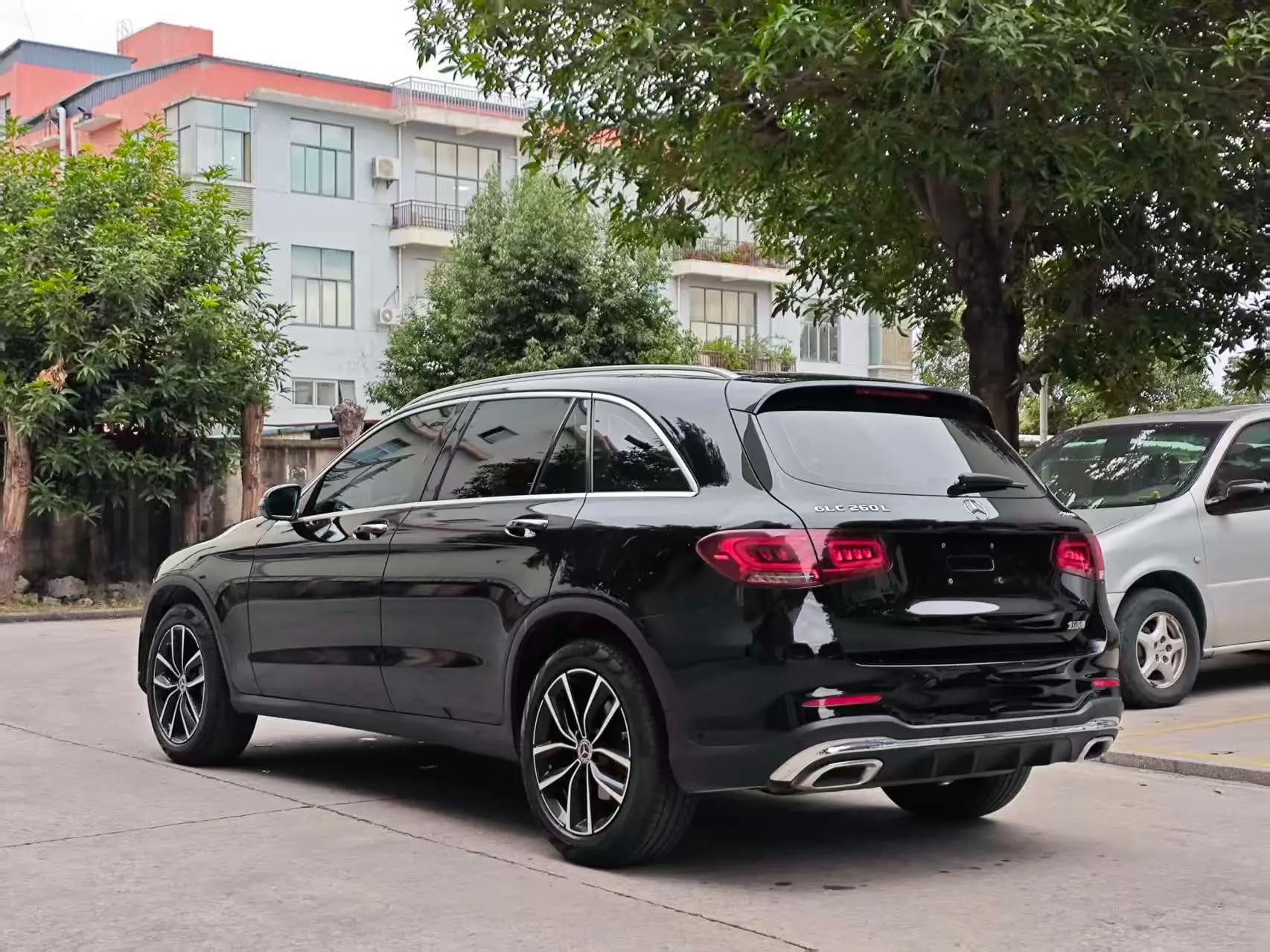 Mercedes-Benz GLC 2022 г. 41016 км. — фото 4