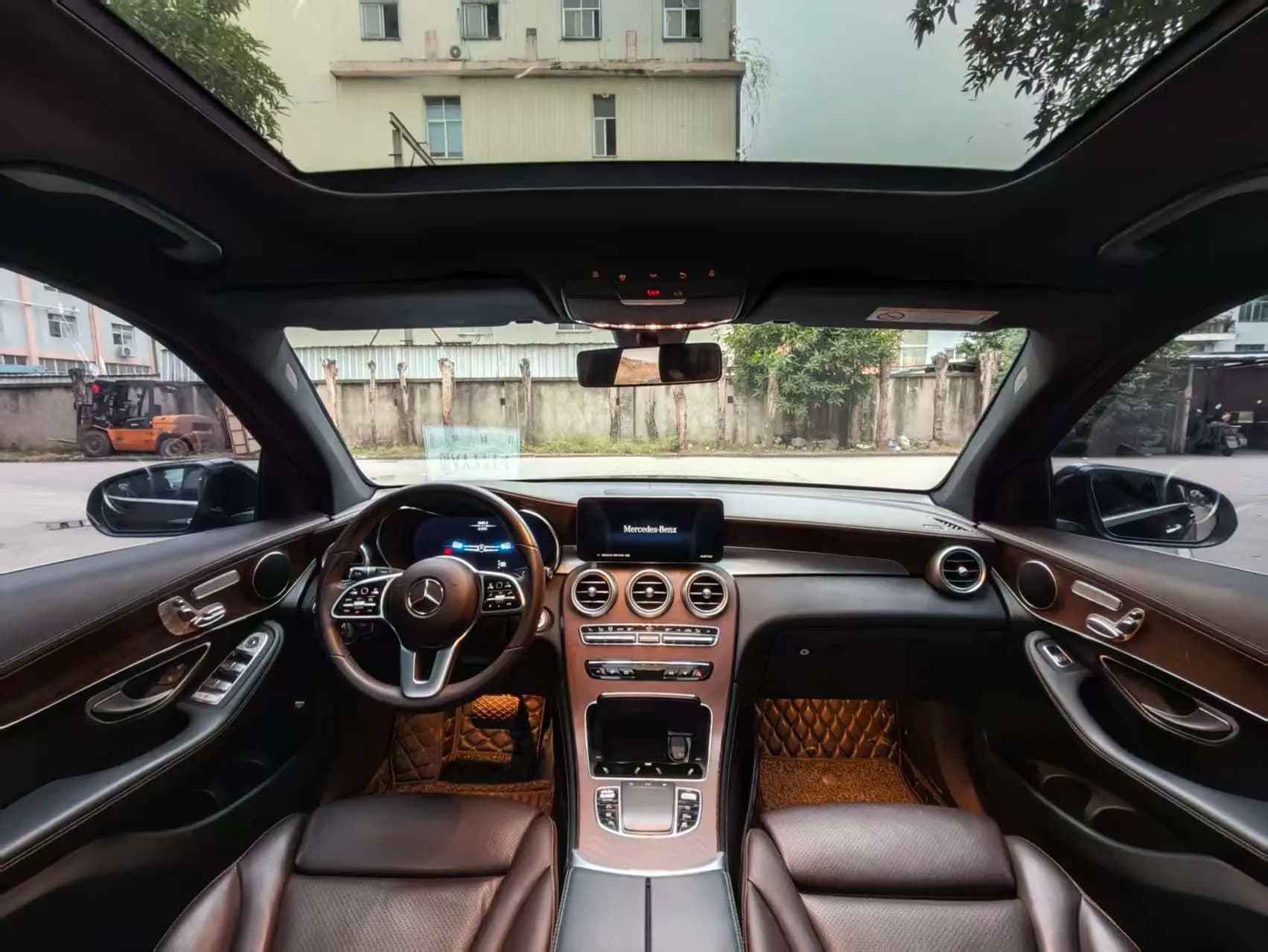 Mercedes-Benz GLC 2022 г. 41016 км. — фото 6