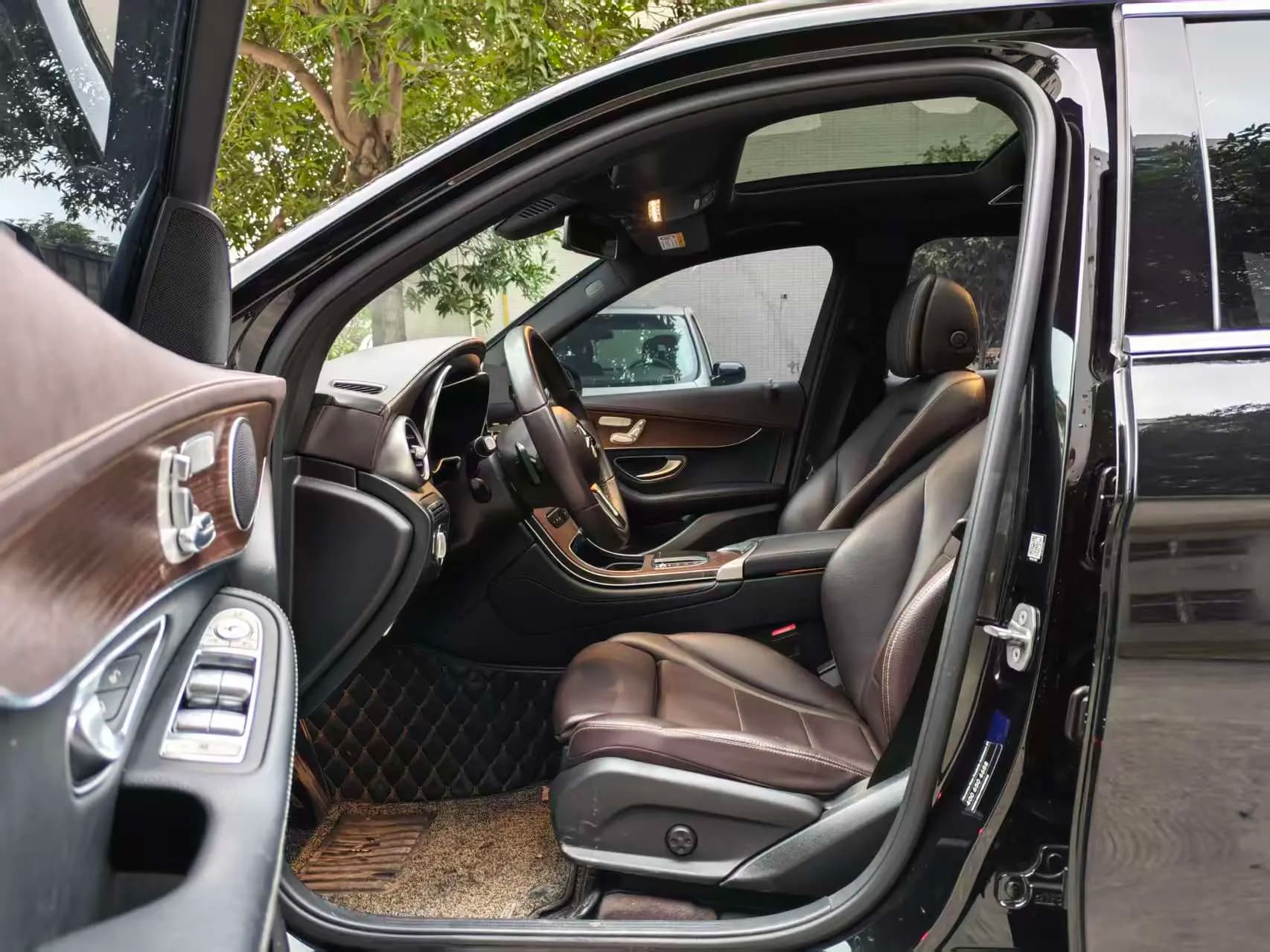 Mercedes-Benz GLC 2022 г. 41016 км. — фото 9