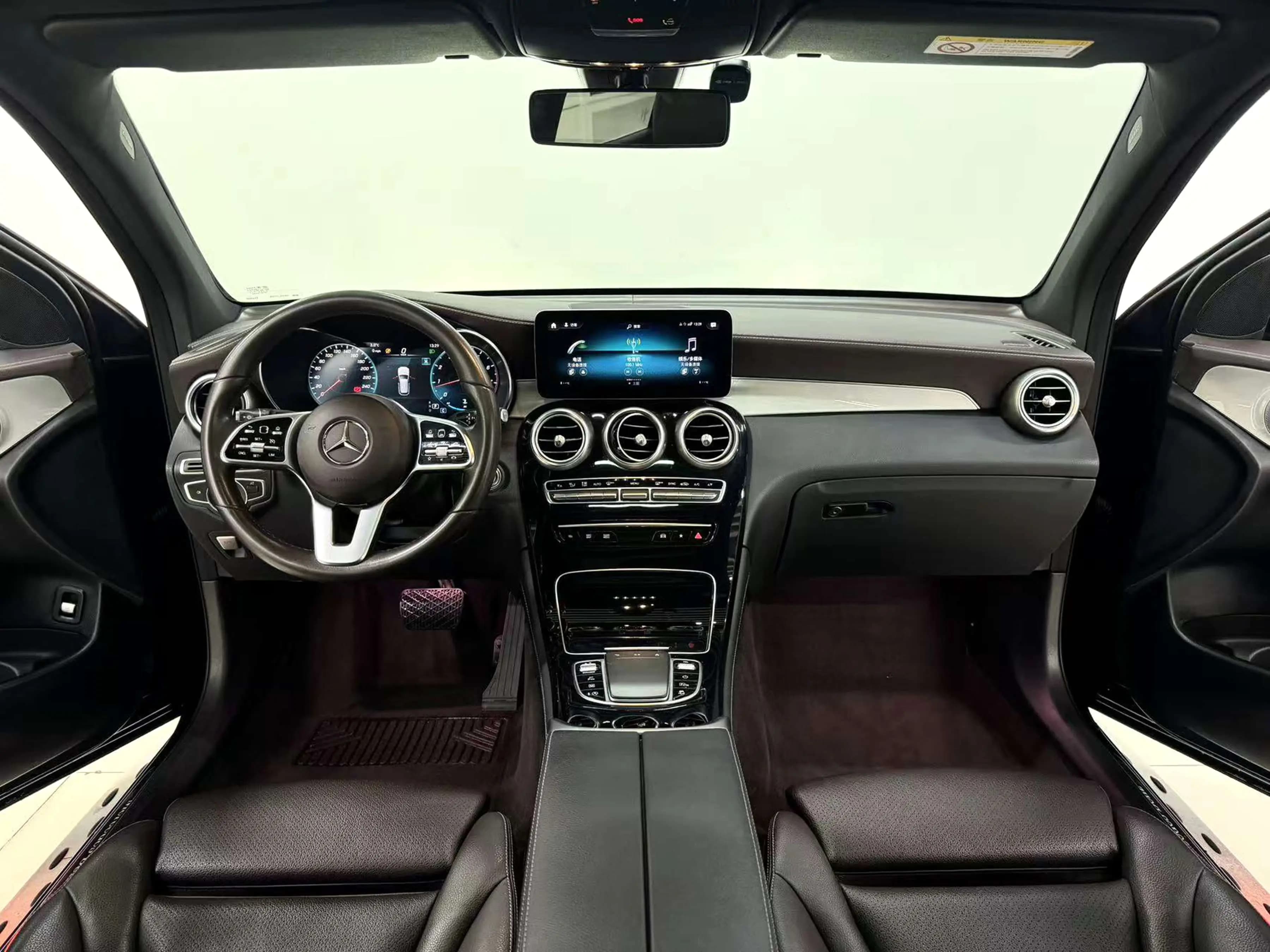 Mercedes-Benz GLC 2021 г. 77617 км. — фото 15