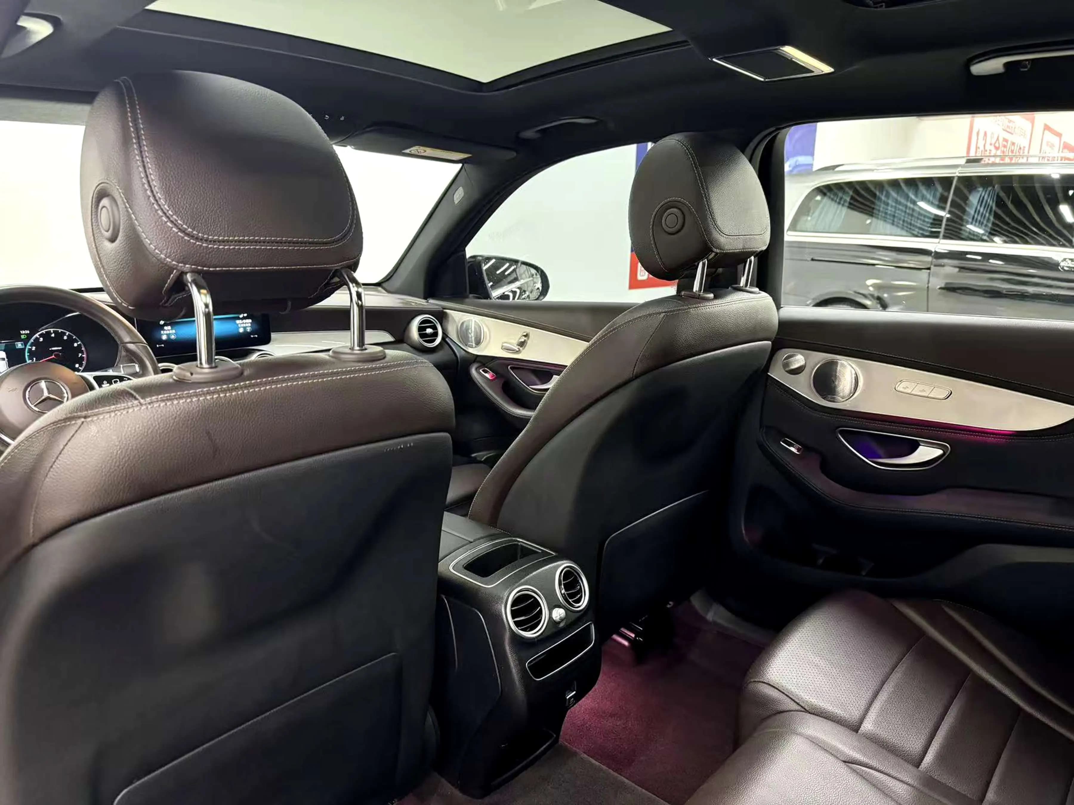 Mercedes-Benz GLC 2021 г. 77617 км. — фото 25