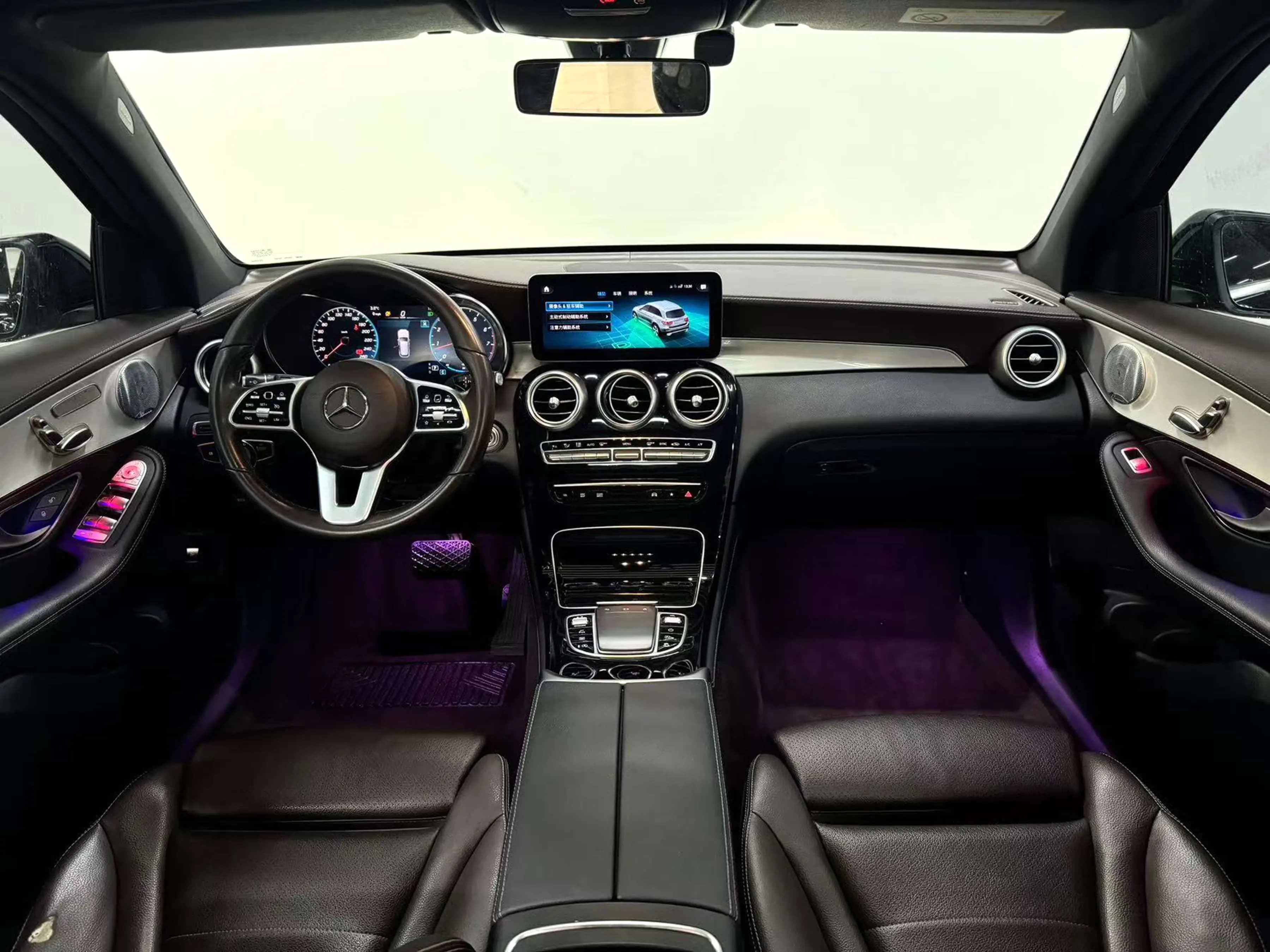 Mercedes-Benz GLC 2021 г. 77617 км. — фото 9