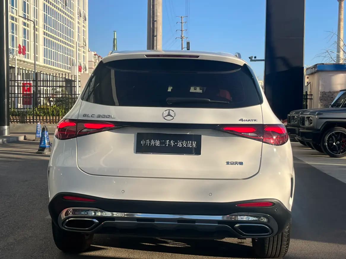 Mercedes-Benz GLC 2024 г. 29022 км. — фото 5