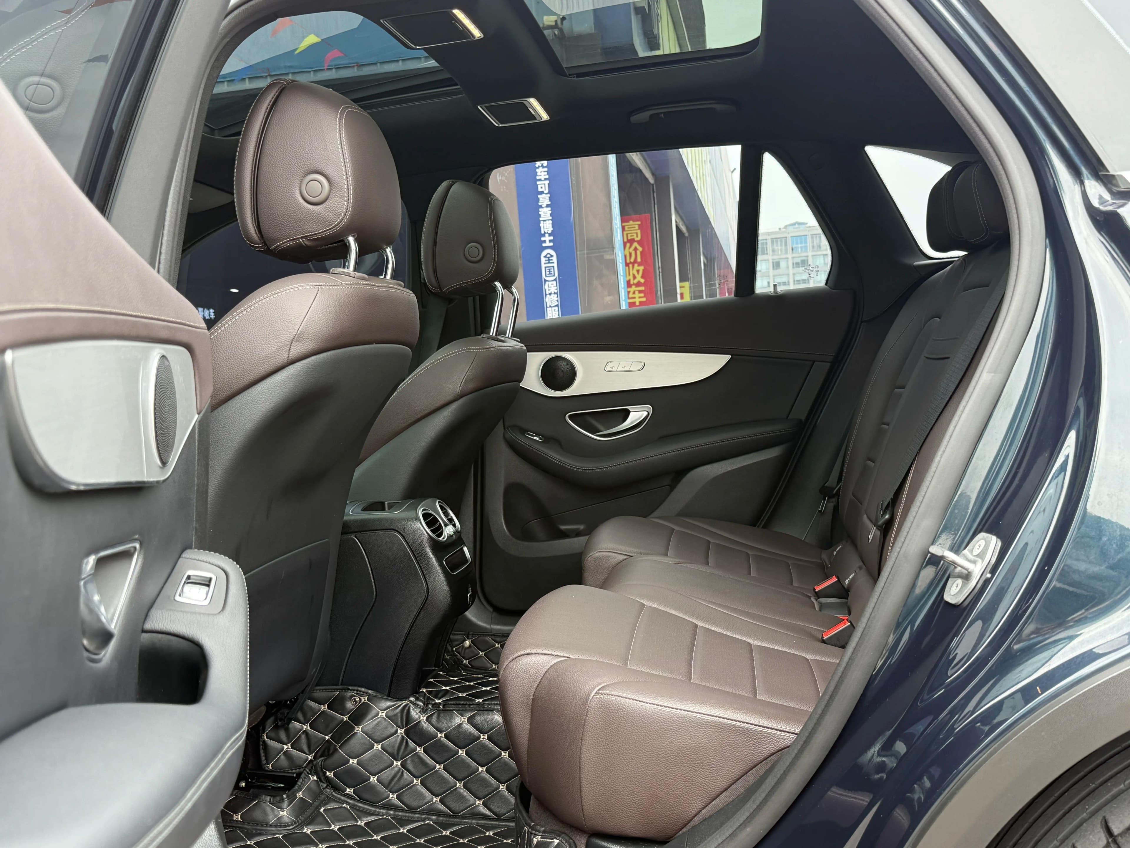 Mercedes-Benz GLC 2022 г. 75024 км. — фото 11