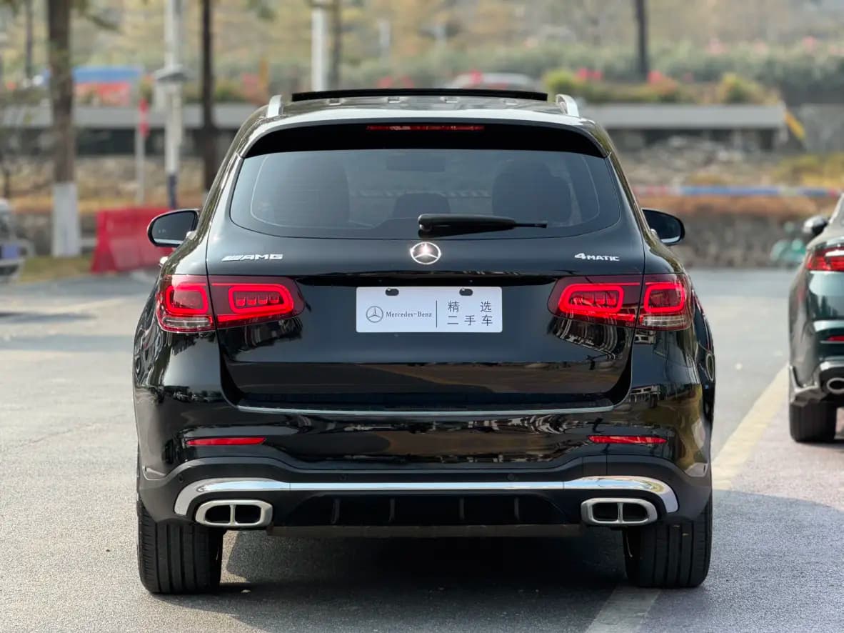 Mercedes-Benz GLC 2023 г. 70025 км. — фото 3