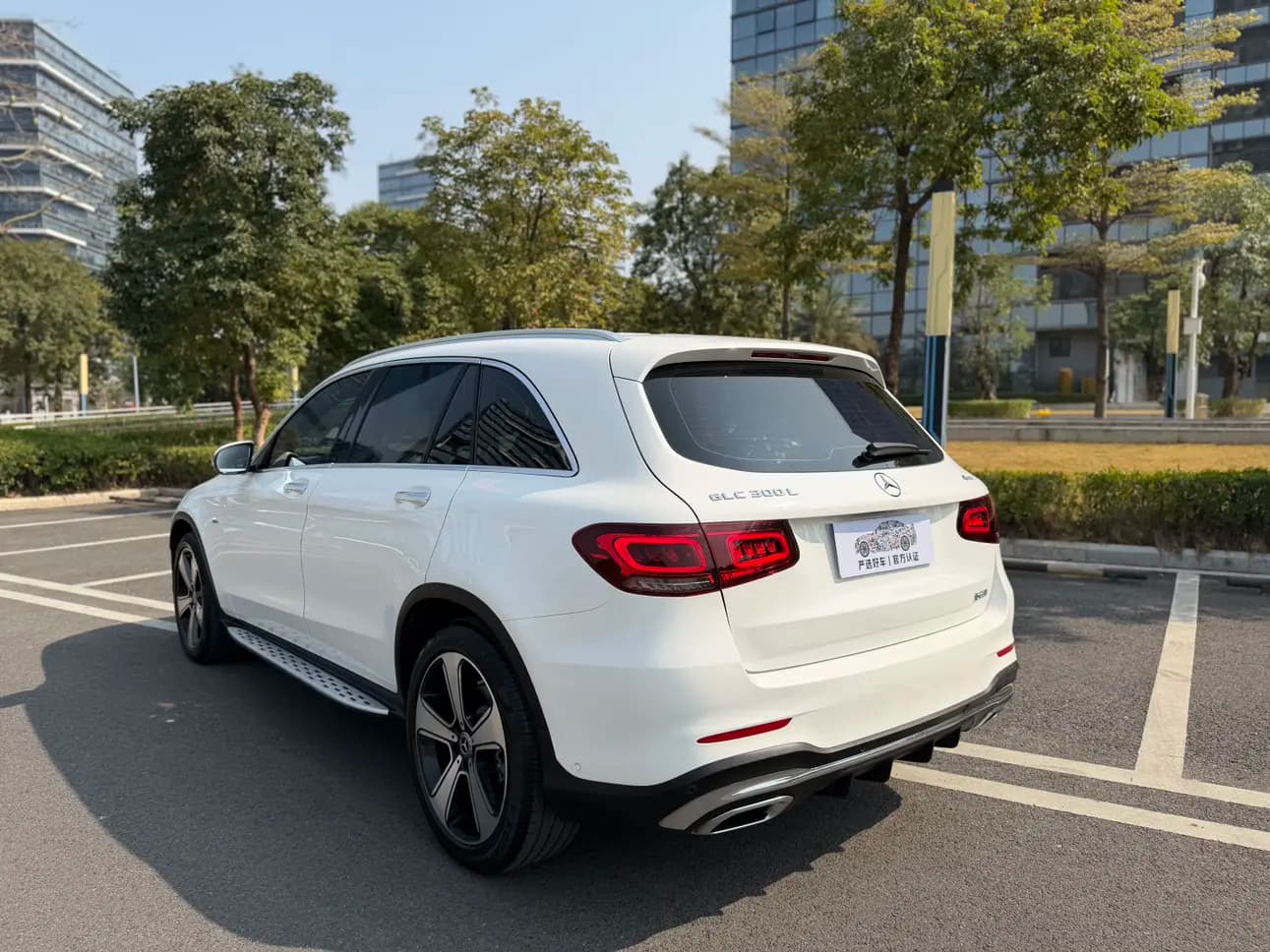 Mercedes-Benz GLC 2023 г. 60026 км. — фото 5