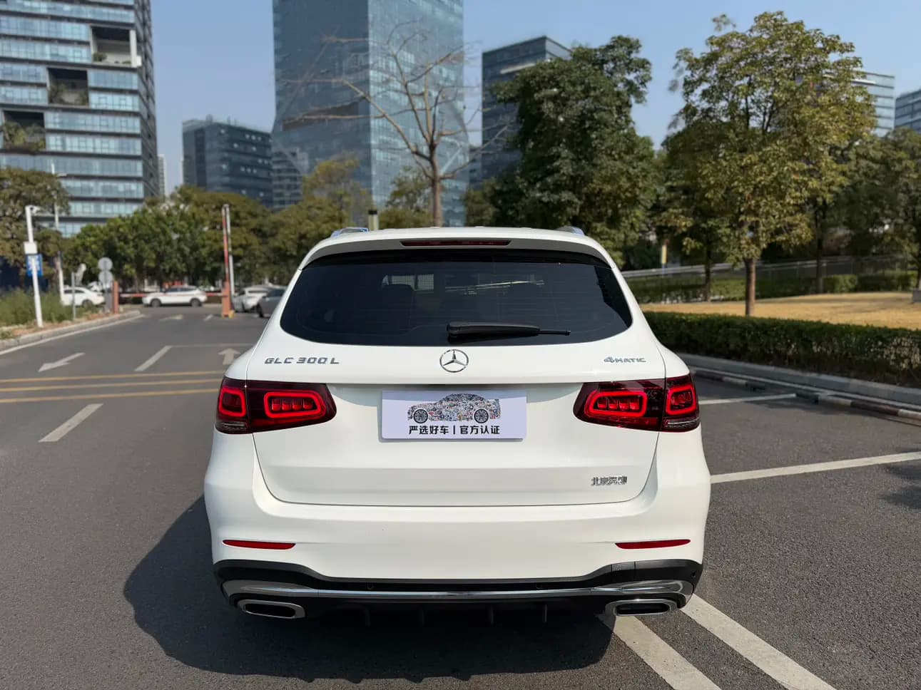 Mercedes-Benz GLC 2023 г. 60026 км. — фото 6