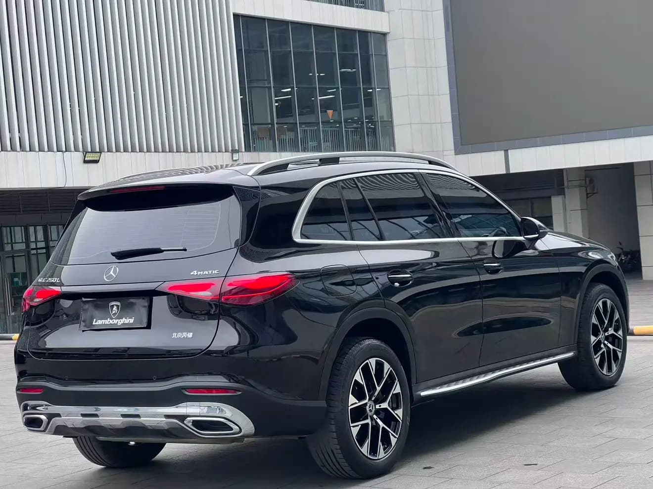 Mercedes-Benz GLC 2023 г. 41030 км. — фото 6