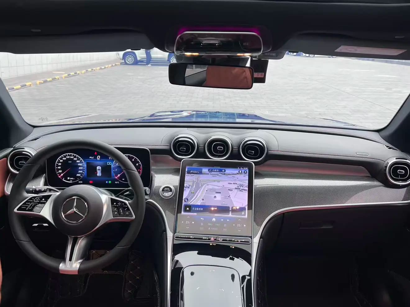 Mercedes-Benz GLC 2023 г. 41030 км. — фото 8