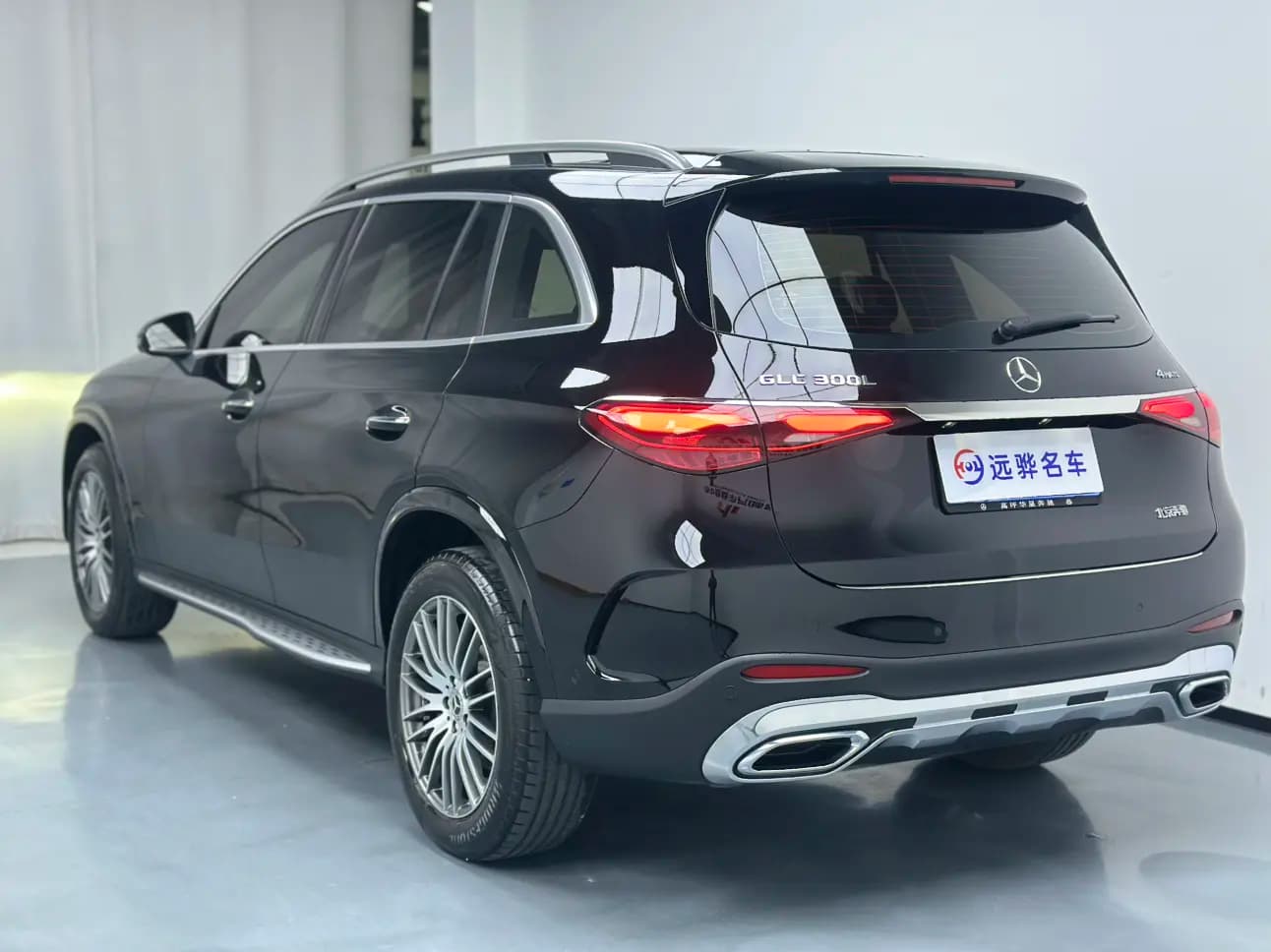 Mercedes-Benz GLC 2025 г. 7027 км. — фото 3