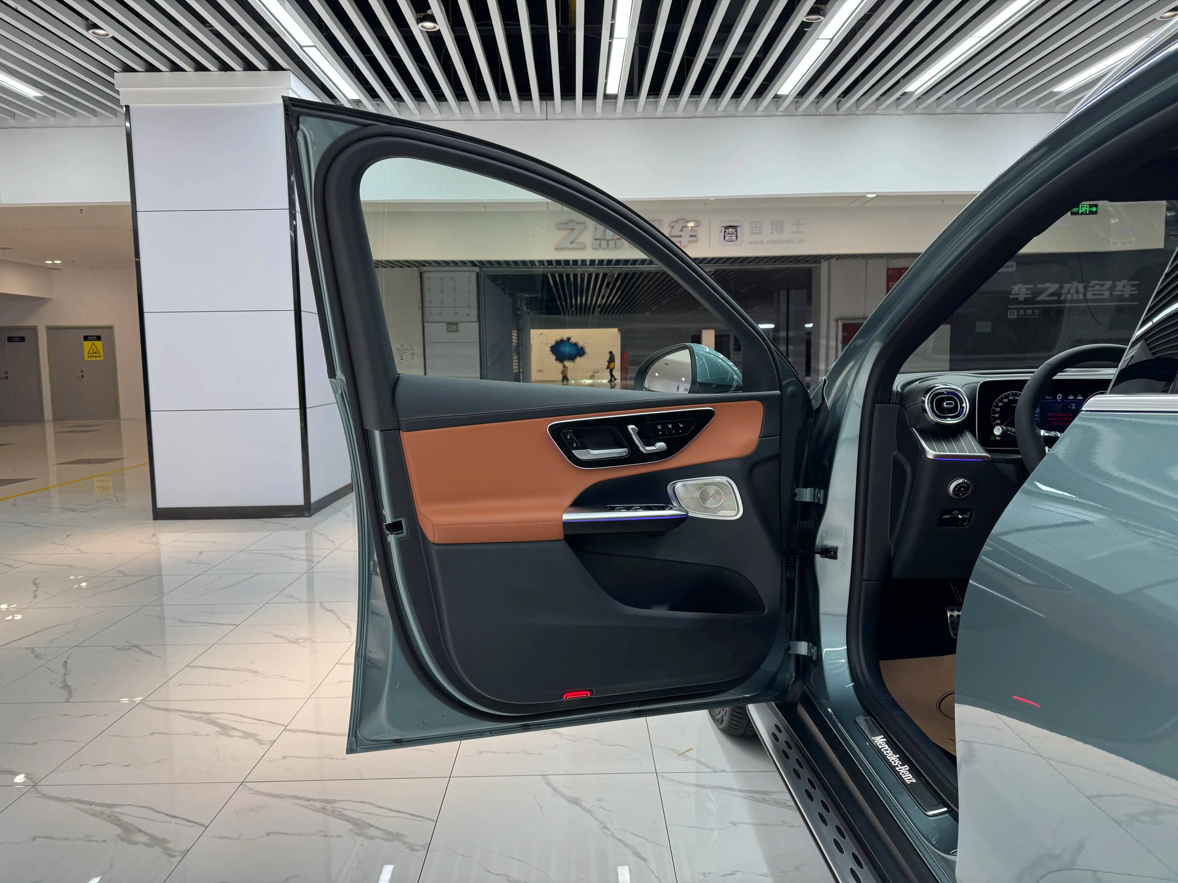 Mercedes-Benz GLC 2024 г. 10028 км. — фото 19