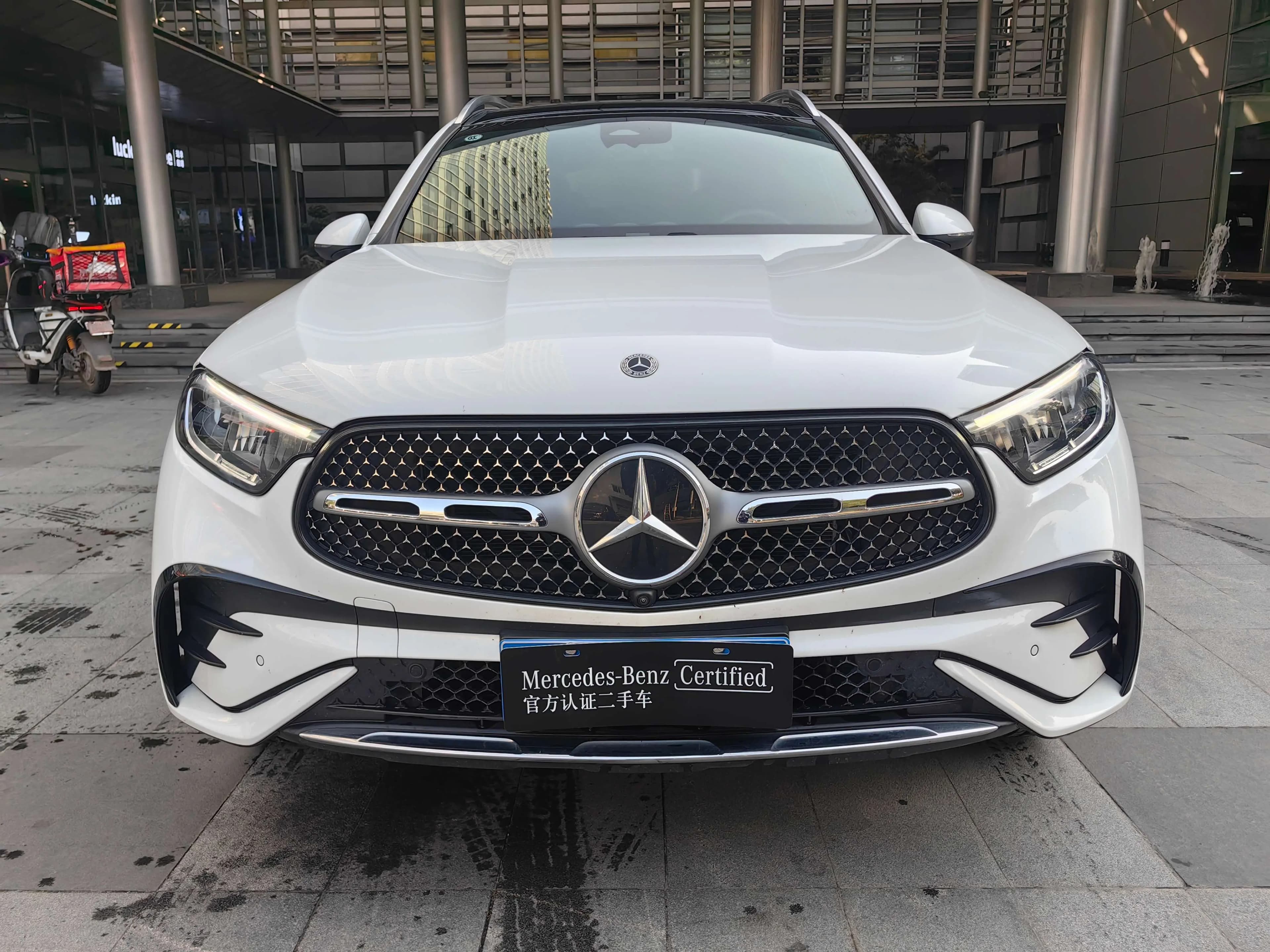 Mercedes-Benz GLC 2024 г. 37031 км. — фото 2