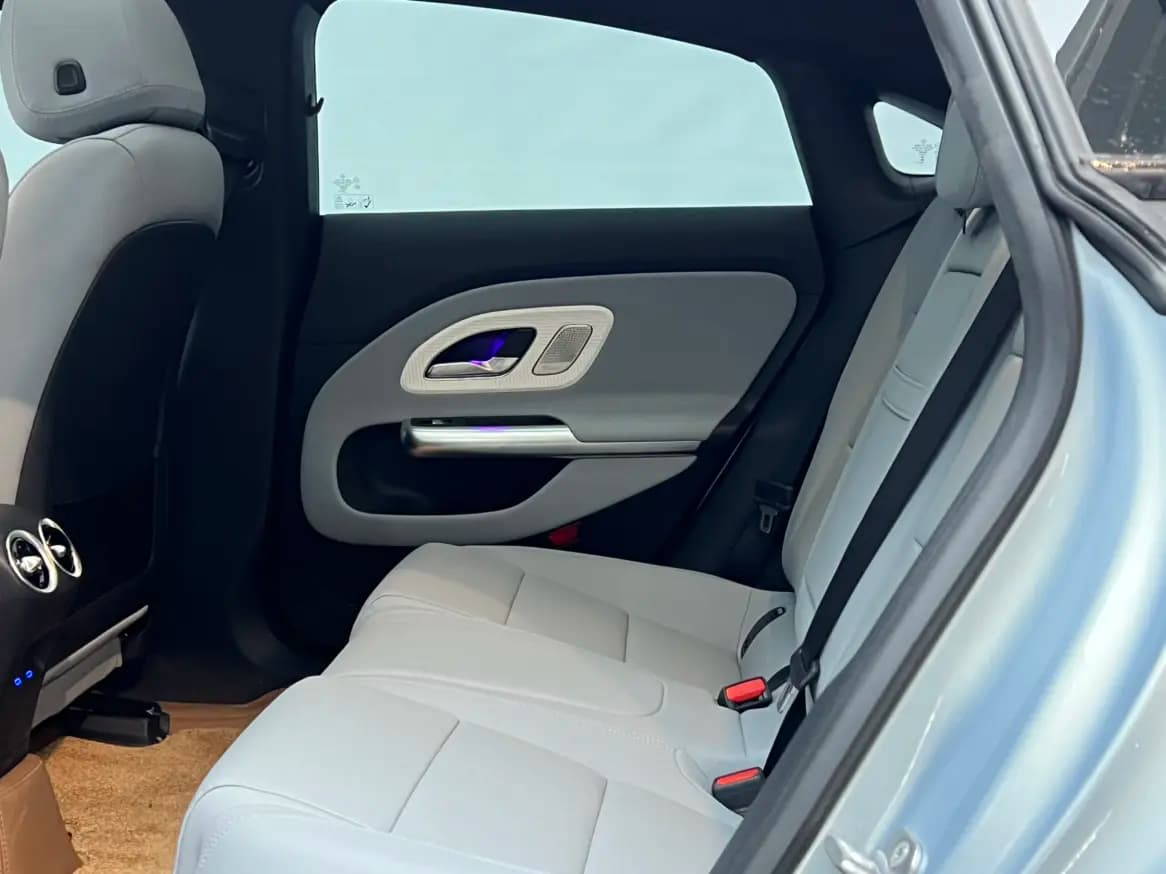 Mercedes-Benz CLA EV 2025 г. 1787 км. — фото 12