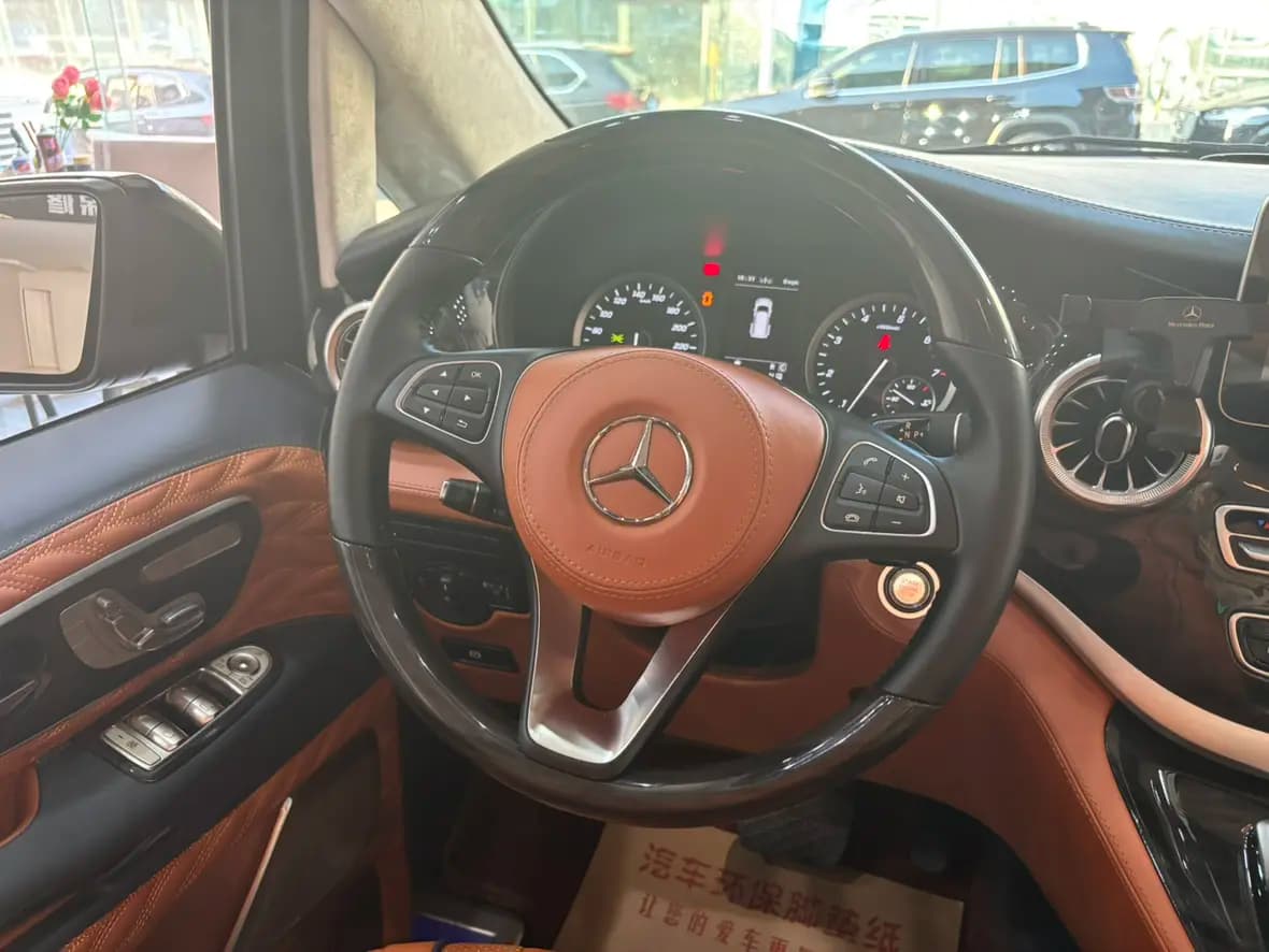 Mercedes-Benz Vito 2022 г. 21000 км. — фото 16