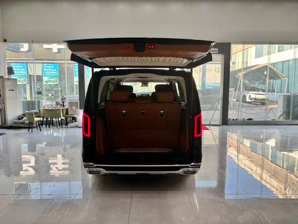Mercedes-Benz Vito 2022 г. 21000 км. — фото 23