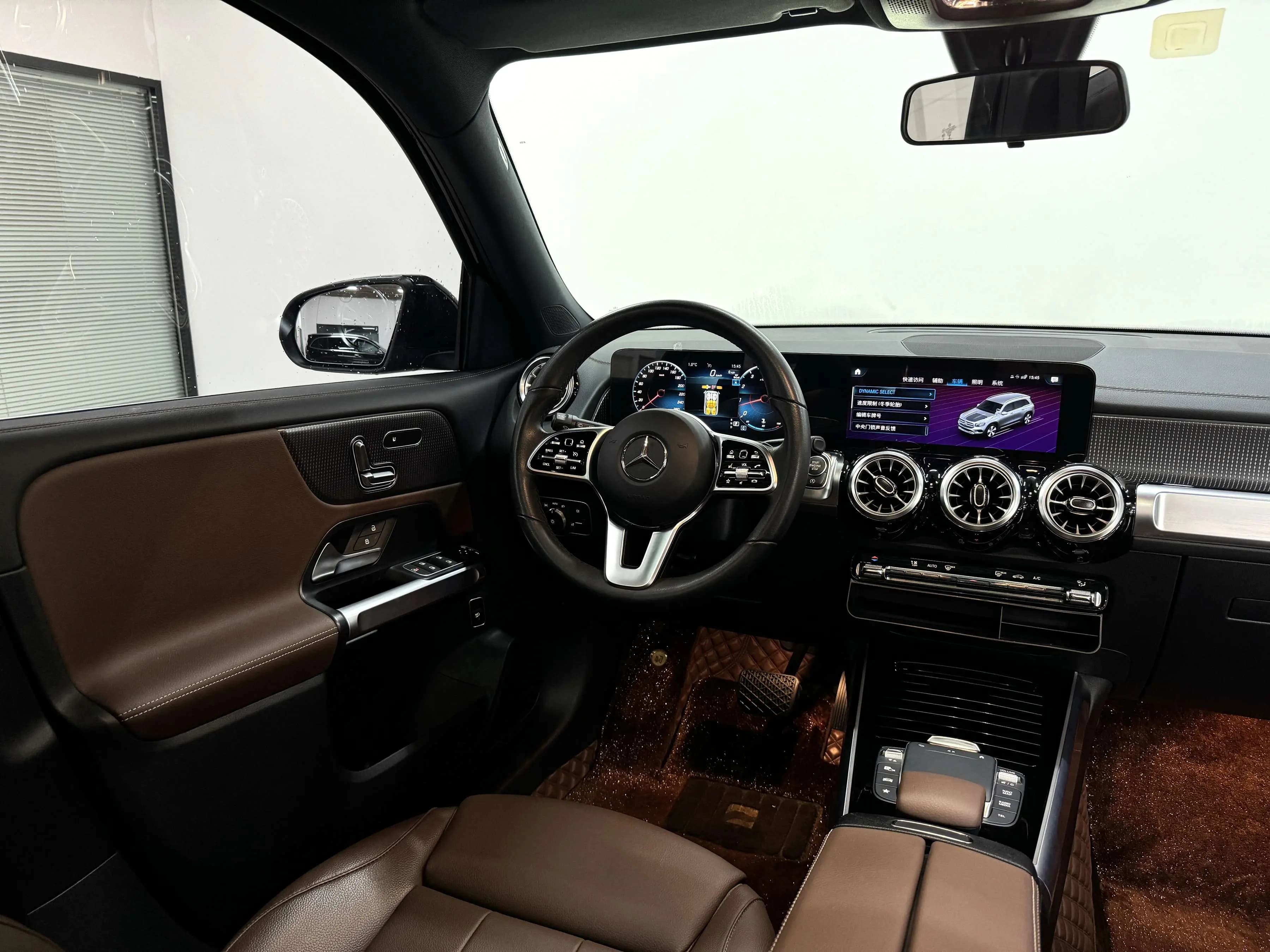 Mercedes-Benz GLB 2023 г. 38919 км. — фото 16