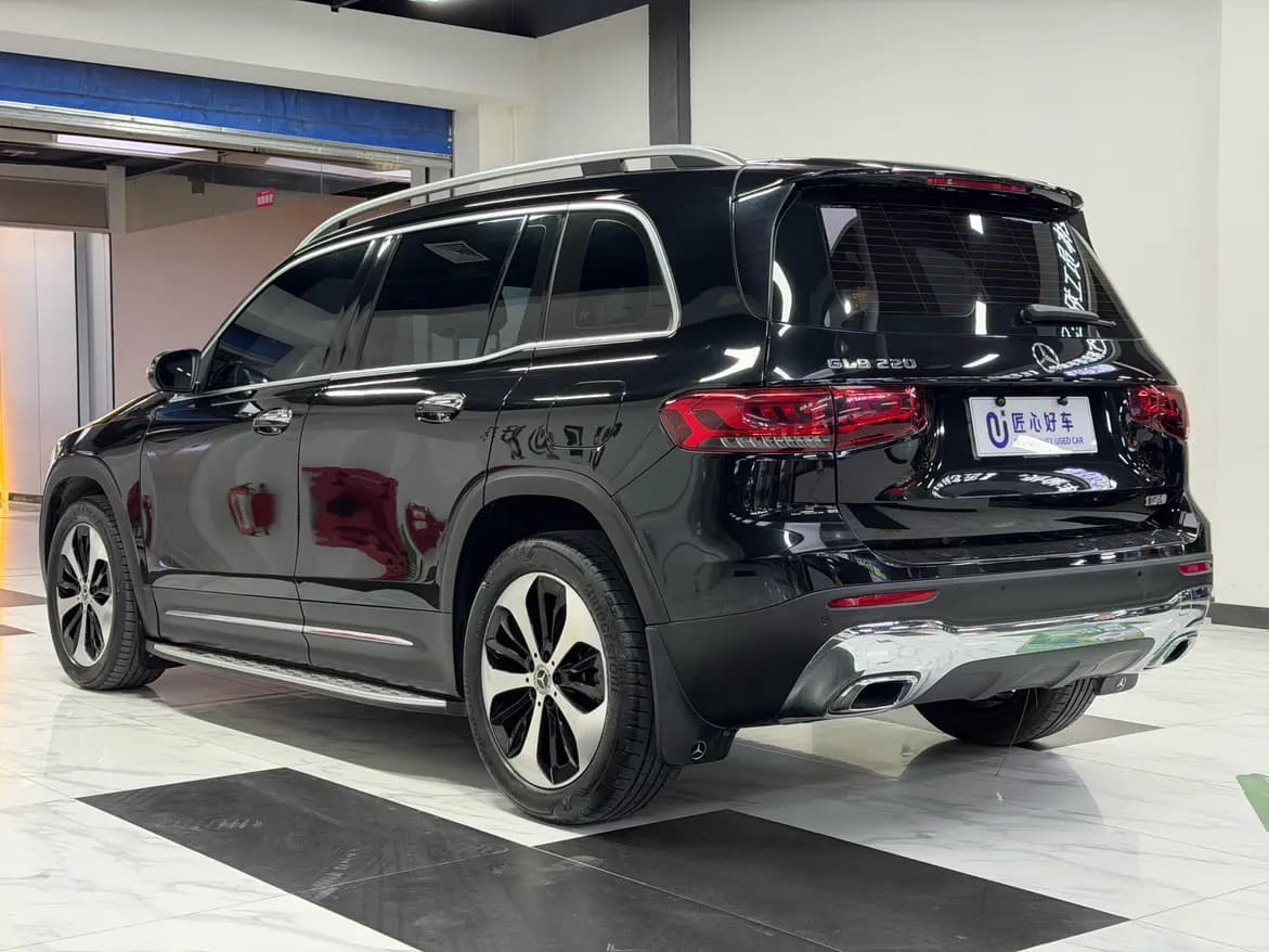 Mercedes-Benz GLB 2023 г. 24020 км. — фото 4