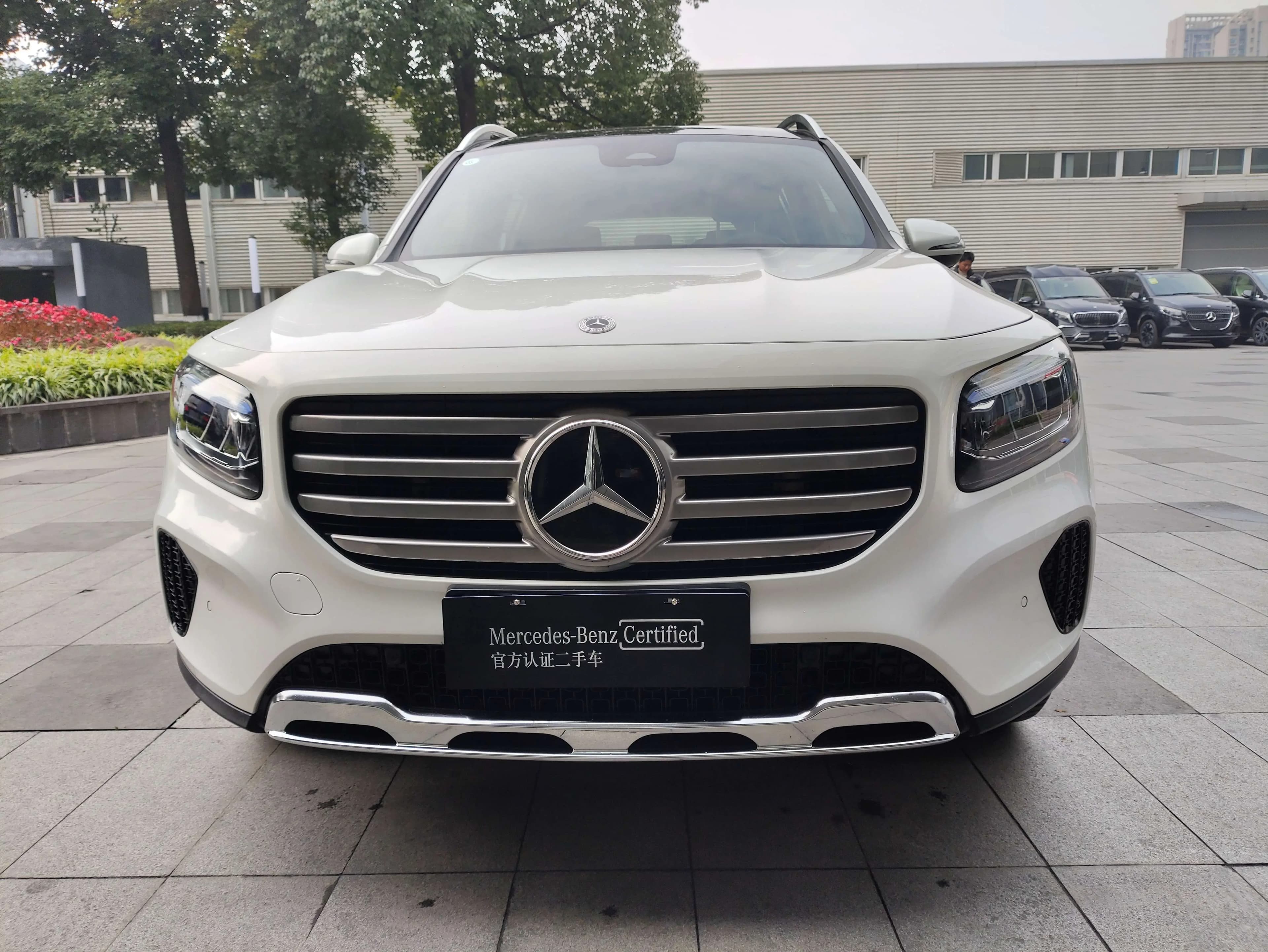 Mercedes-Benz GLB 2025 г. 15062 км. — фото 2