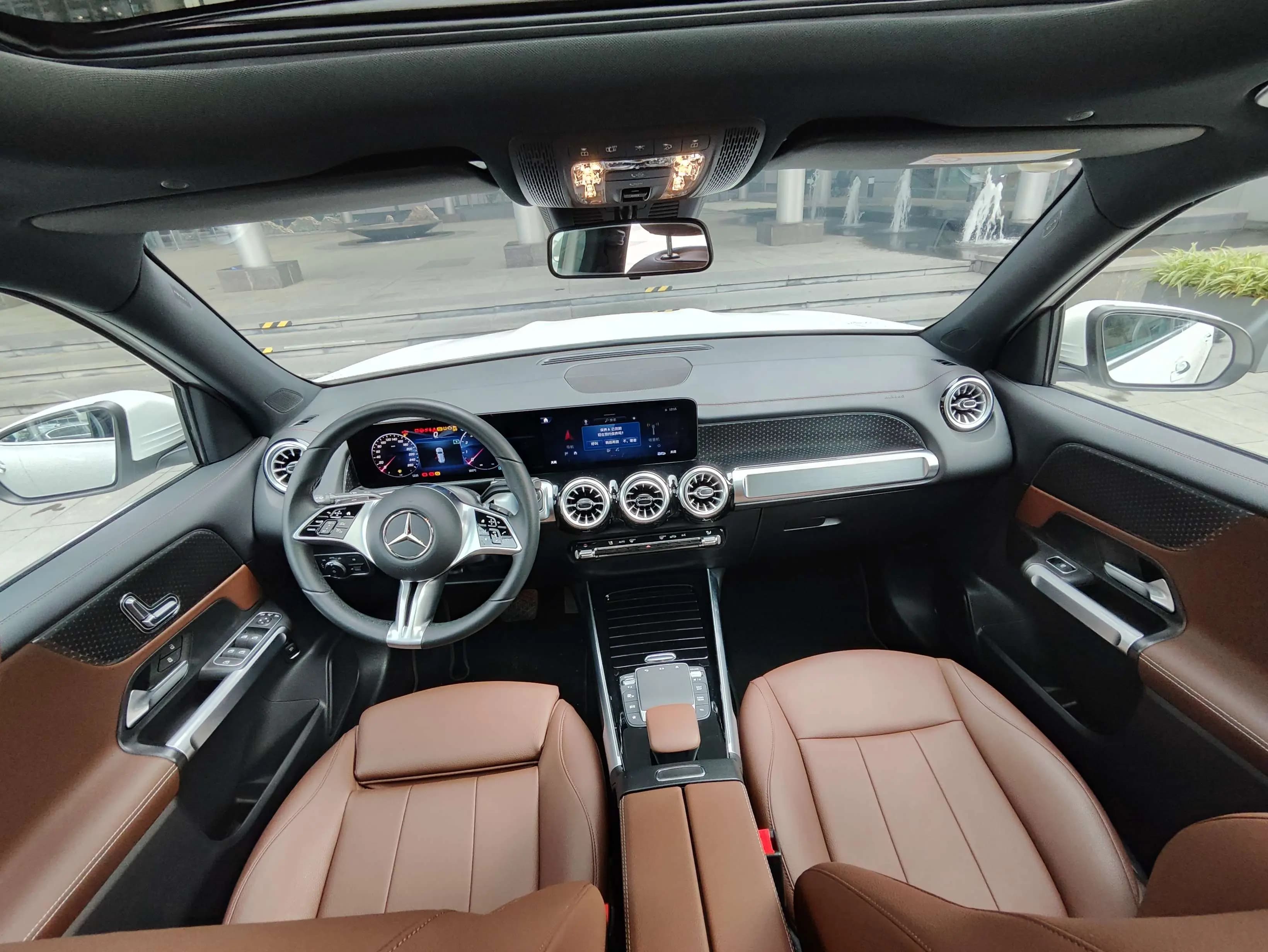 Mercedes-Benz GLB 2025 г. 15062 км. — фото 10
