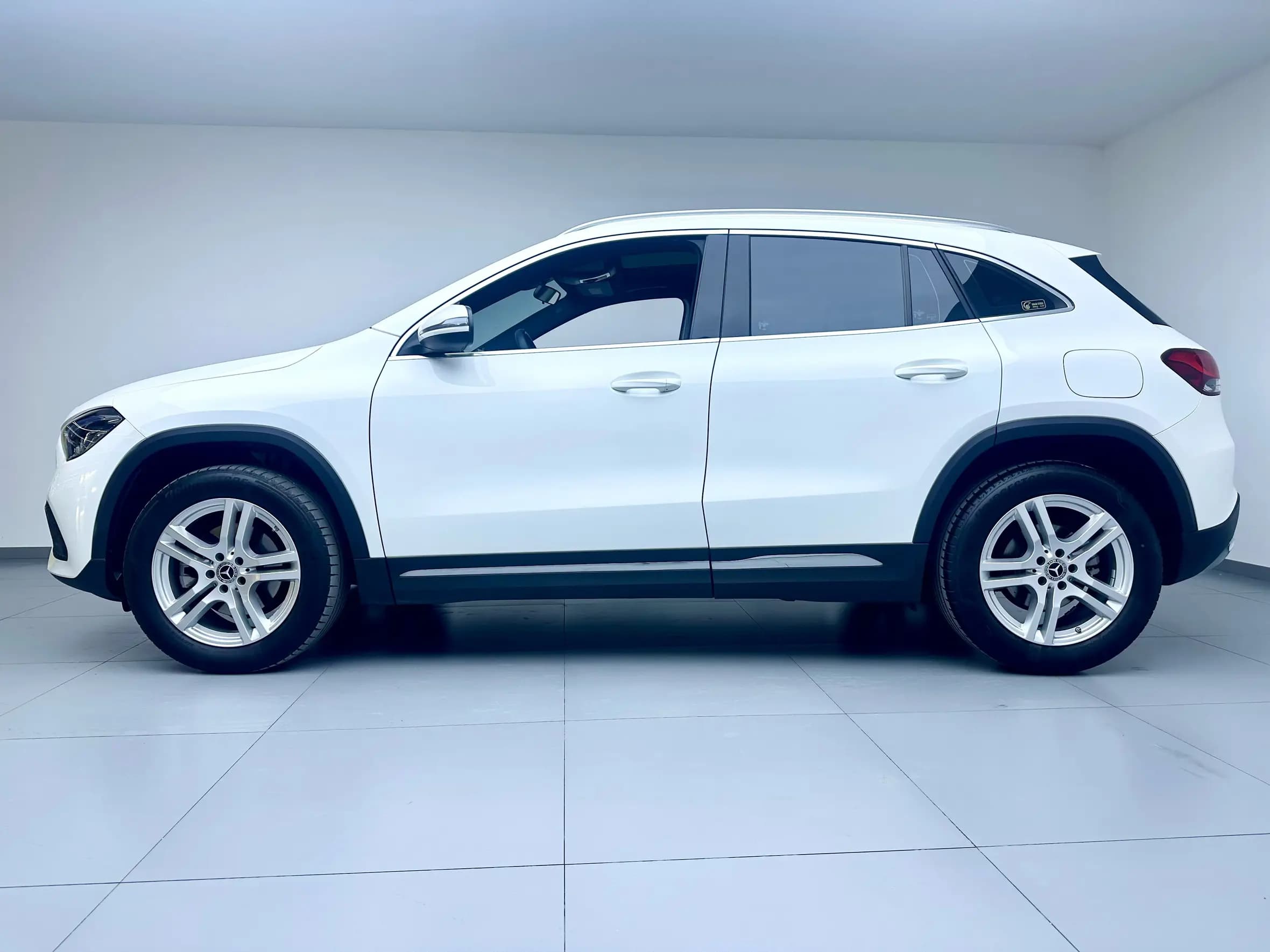 Mercedes-Benz GLA 2022 г. 37970 км. — фото 4
