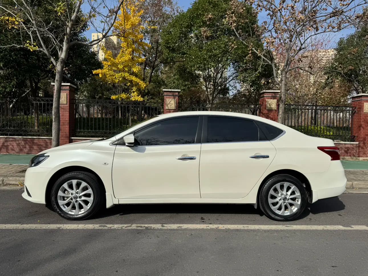 Nissan Sylphy 2021 г. 53124 км. — фото 4