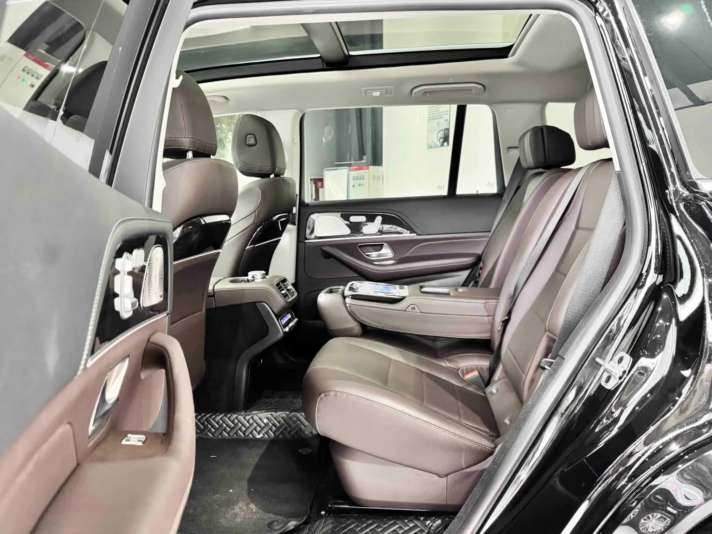 Mercedes-Benz Mercedes Benz GLS 2022 г. 50080 км. — фото 13