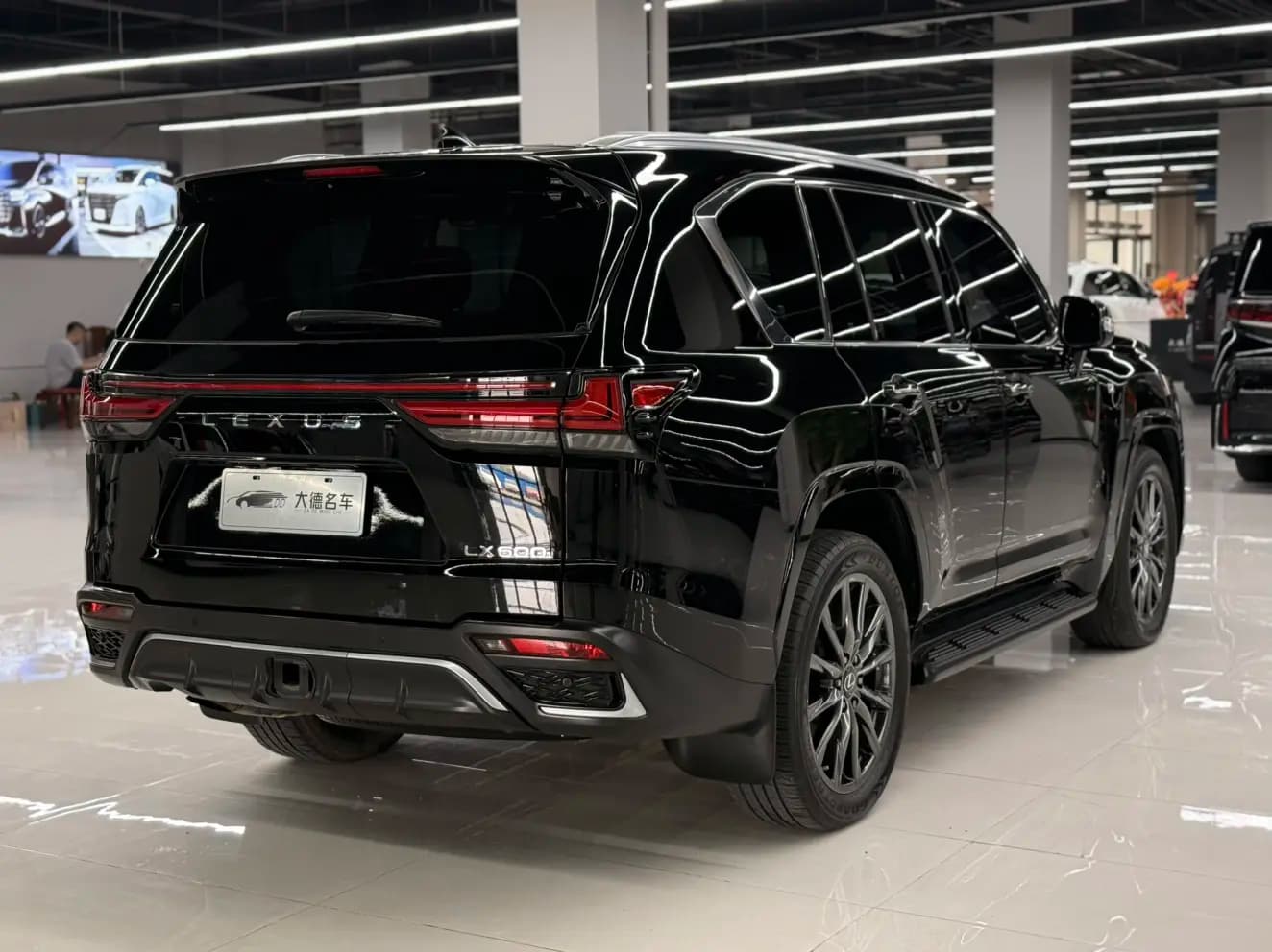 Lexus LX 2024 г. 32085 км. — фото 6