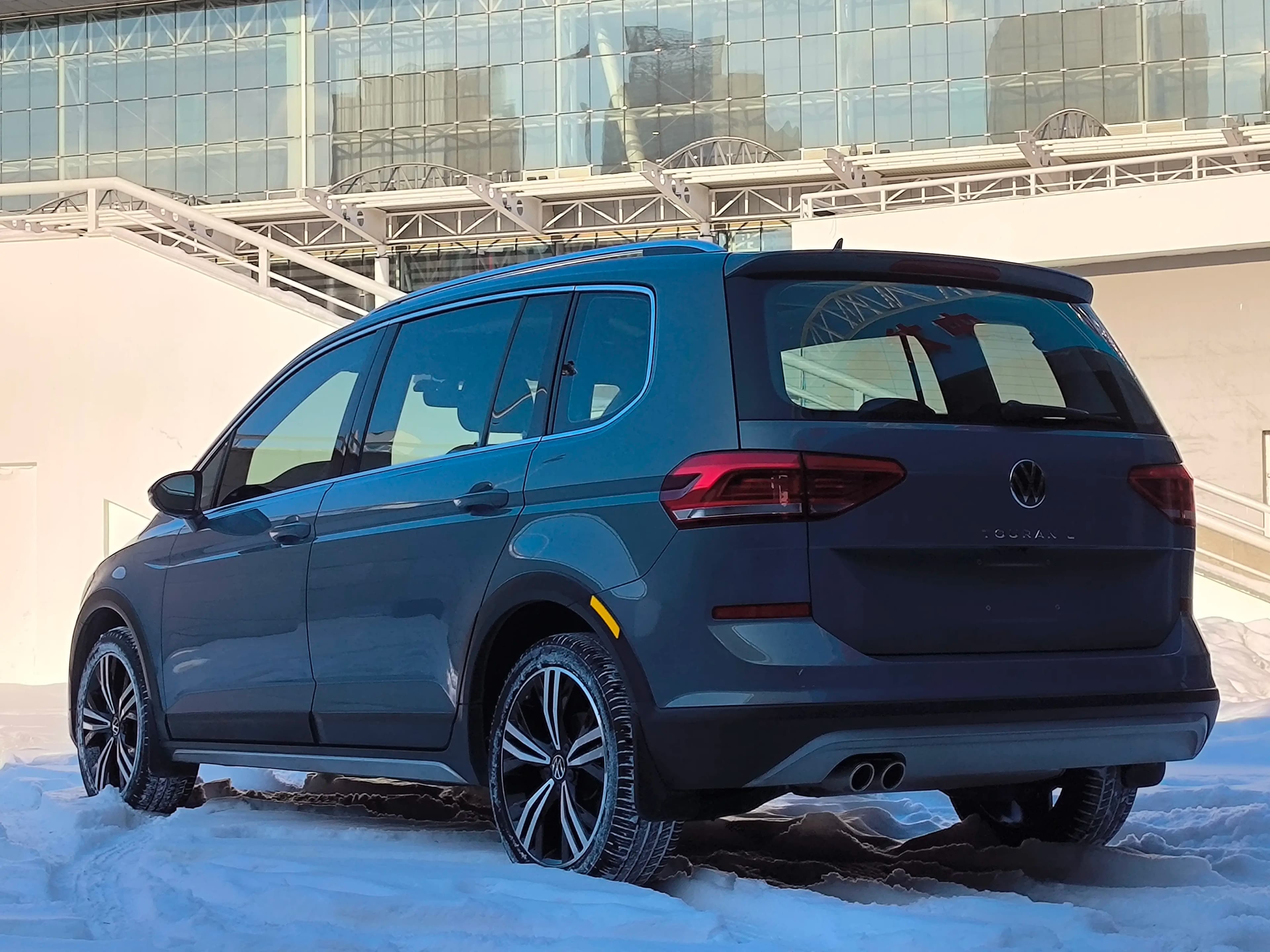 Volkswagen Touran L 2021 г. 35379 км. — фото 5